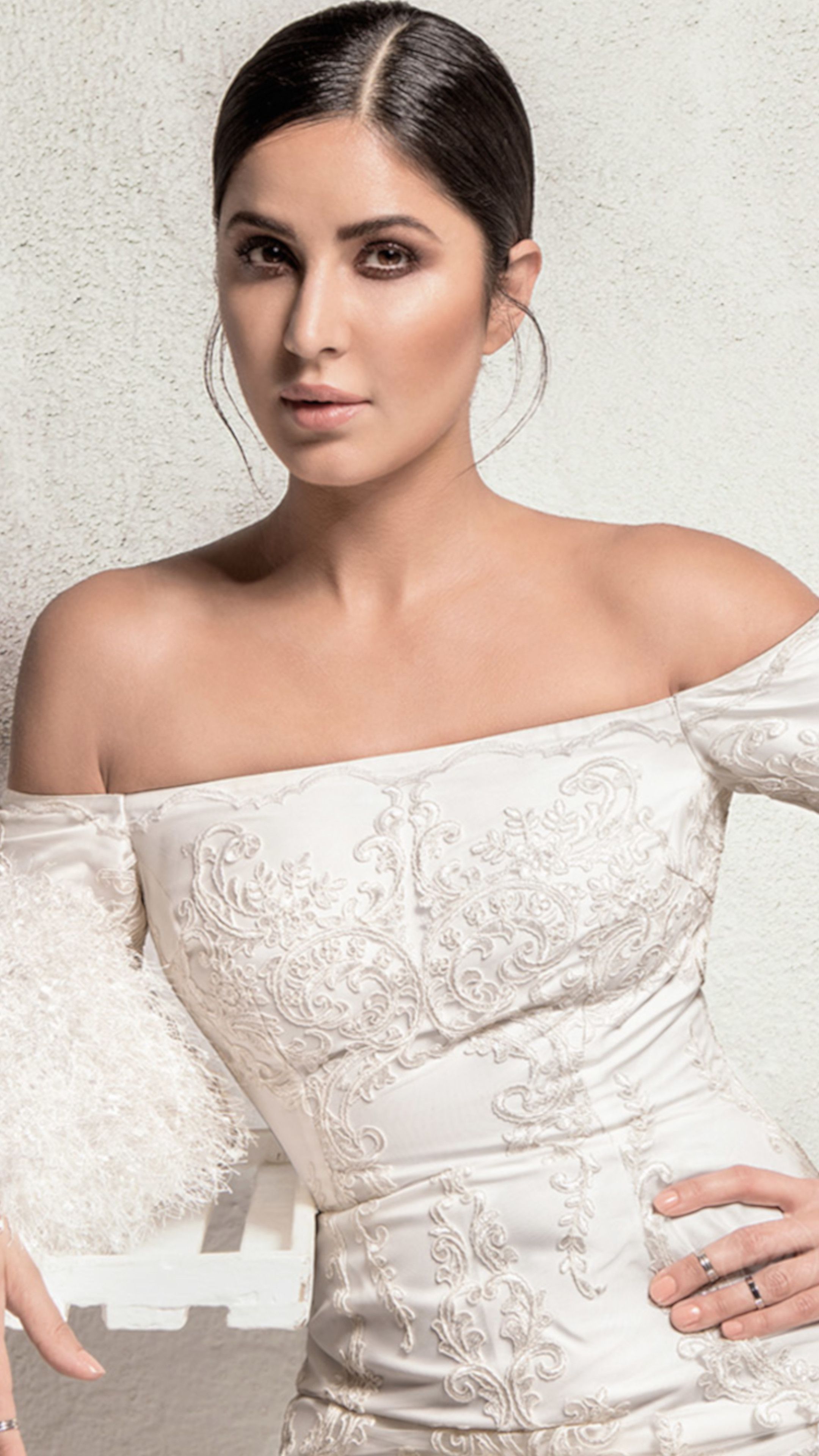 Katrina Kaif In White Beautiful Dress. Beautiful dresses