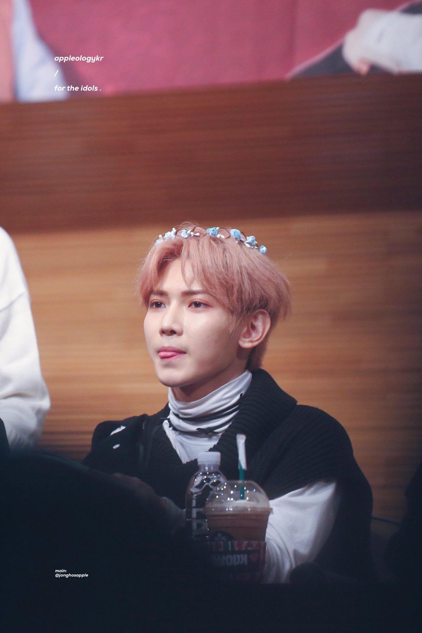 ateez #yeosang. Jung woo young, Woo young, Korean bands