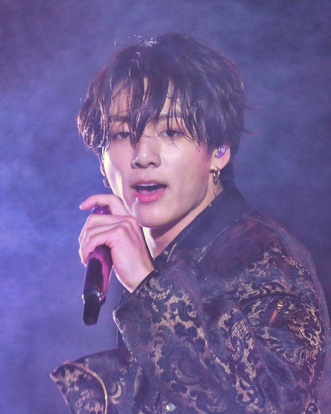 전정국 on Instagram: “I am a long hair Jungkook enthusiast. 전정국