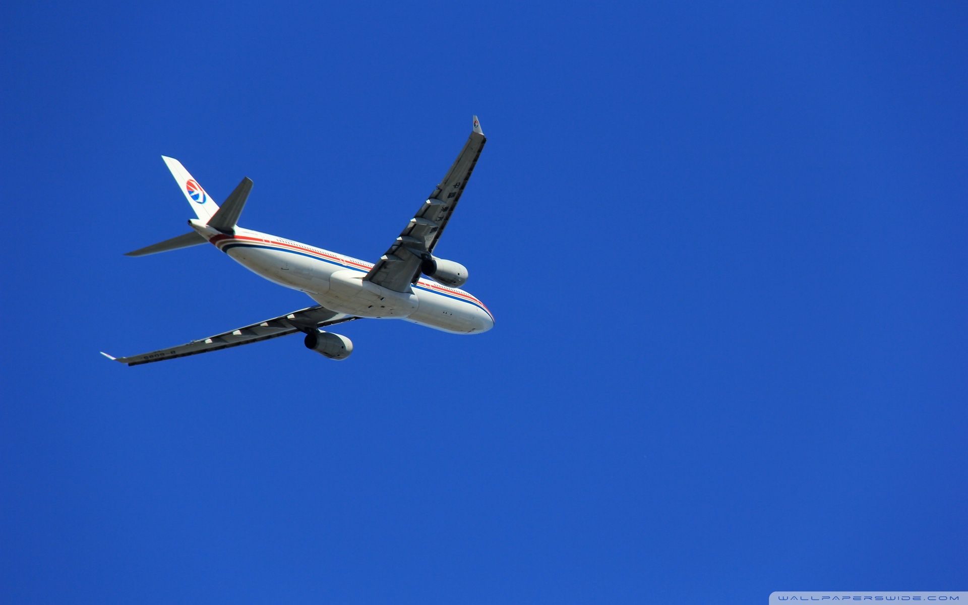 China Eastern Airlines Airbus A330 Ultra HD Desktop Background