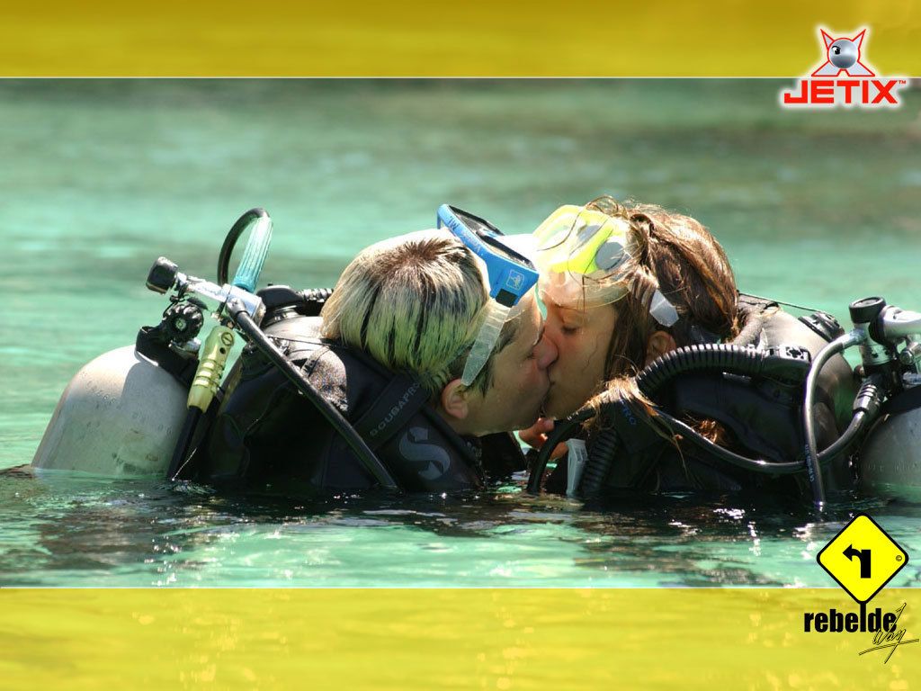 Rebelde Way Way Wallpaper fanclubs