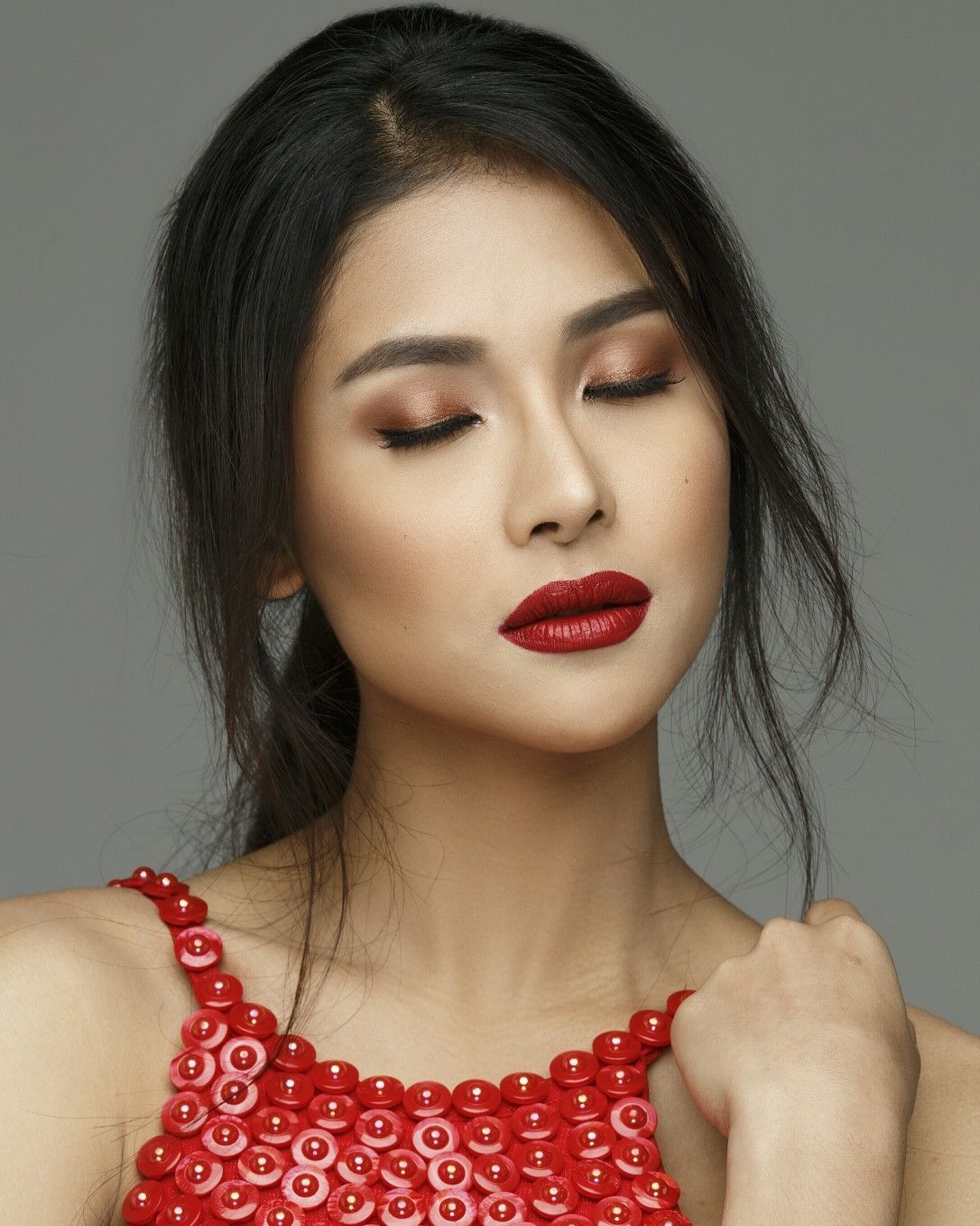 Sanya Lopez Makeup #redlips