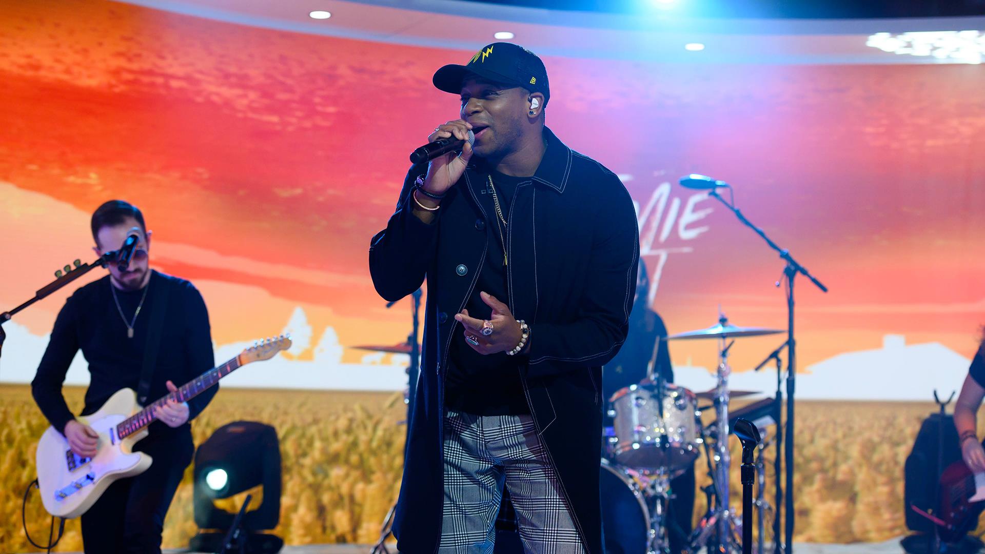 Flipboard: See Jimmie Allen perform 'Make Me Want To' on TODAY