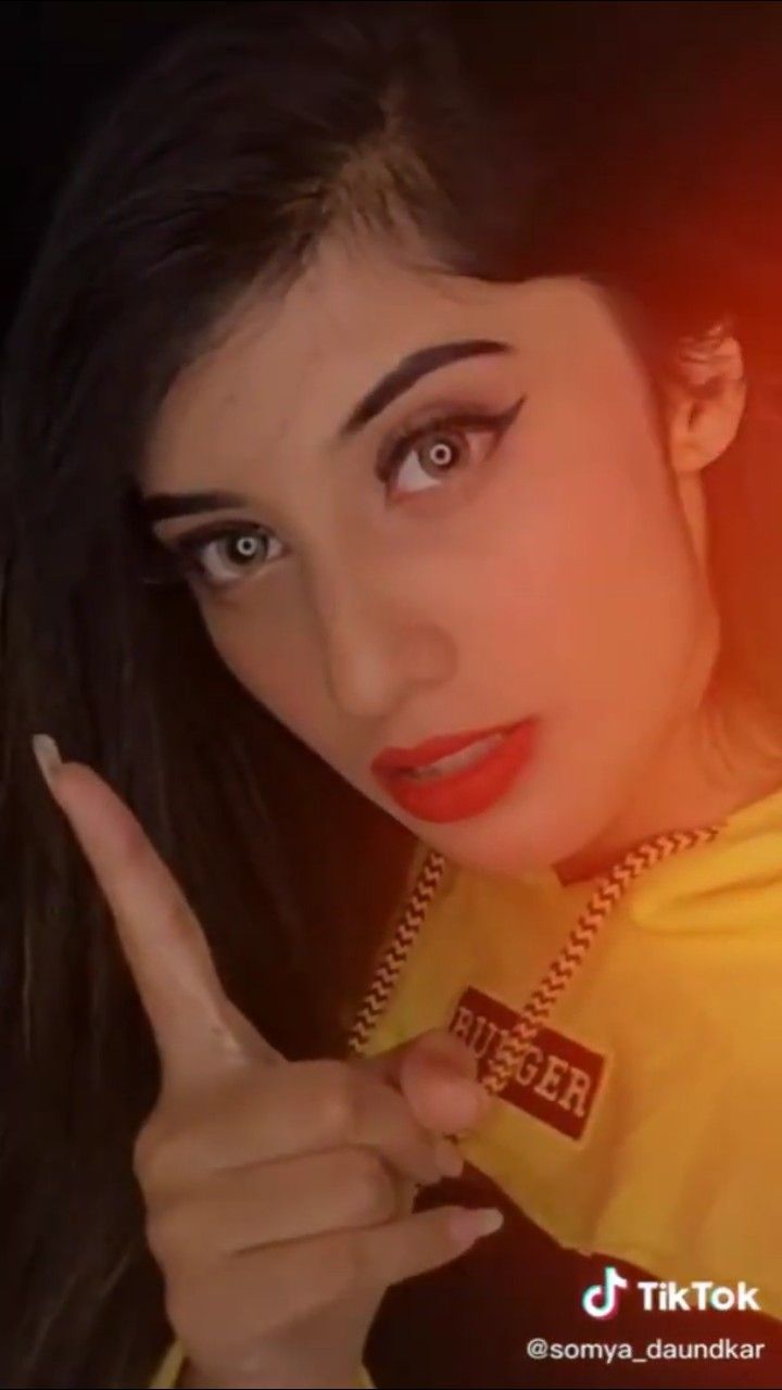 somya daundkar