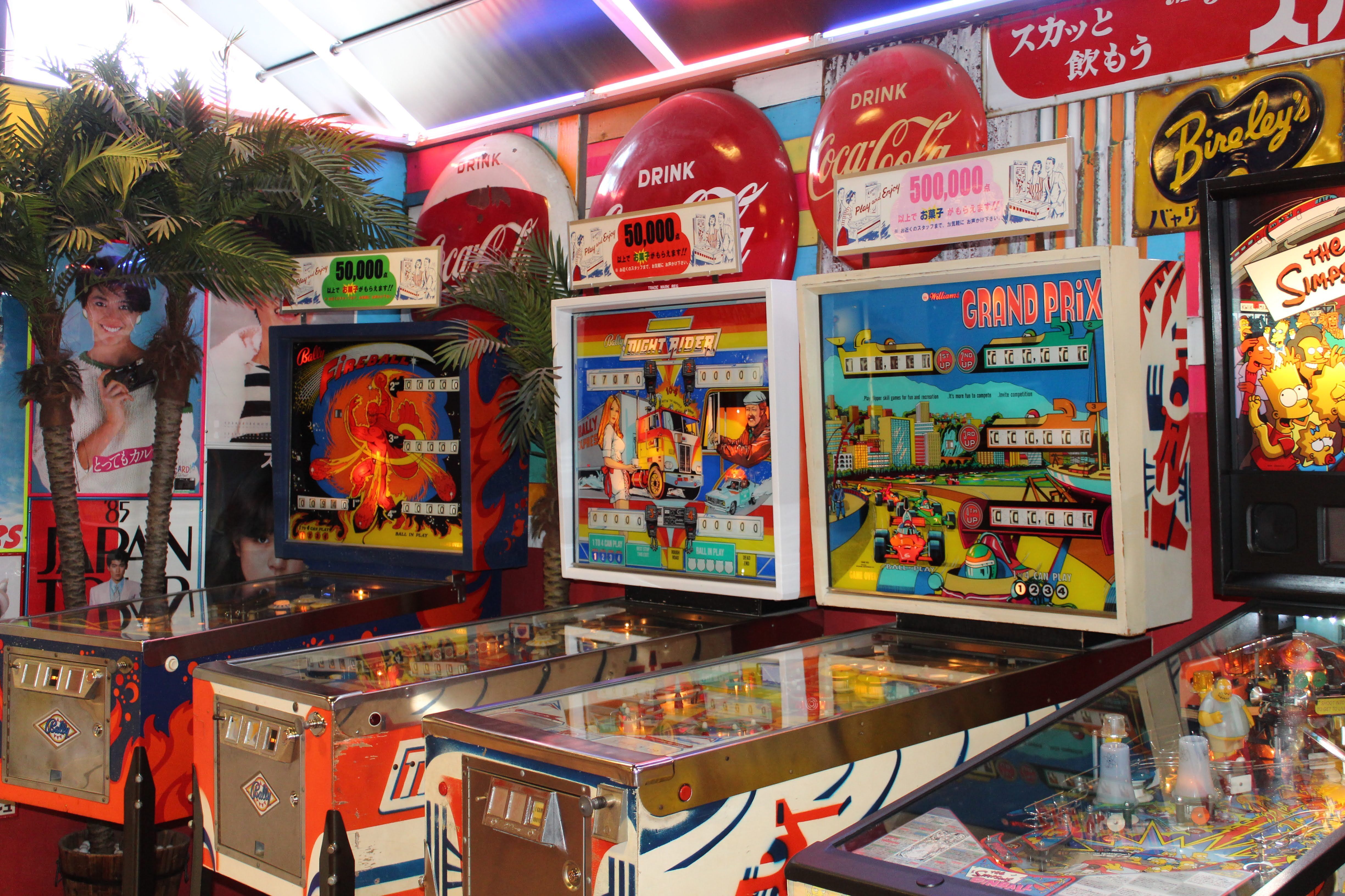 Retro arcade in Odaiba, Tokyo, Japan #ninetees #retro #aesthetic