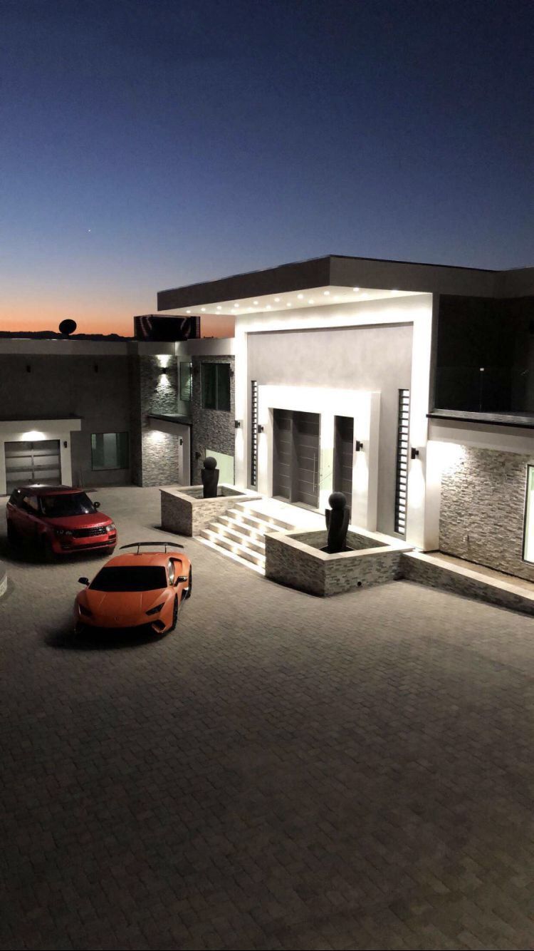 Austin McBroom's House on his Snapchat. Dream house exterior, Dream house decor, Luxury homes dream houses