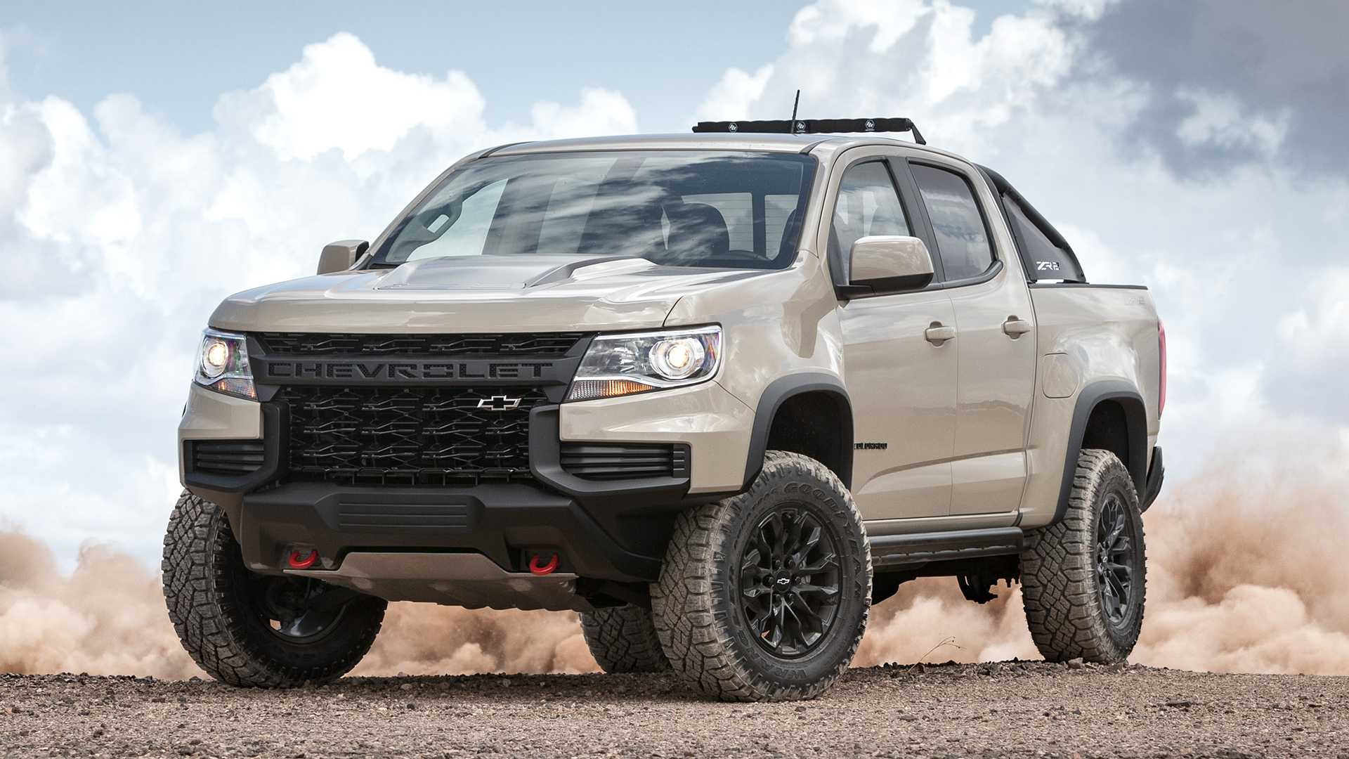 Chevrolet Colorado Debuts With More Distinct Looks
