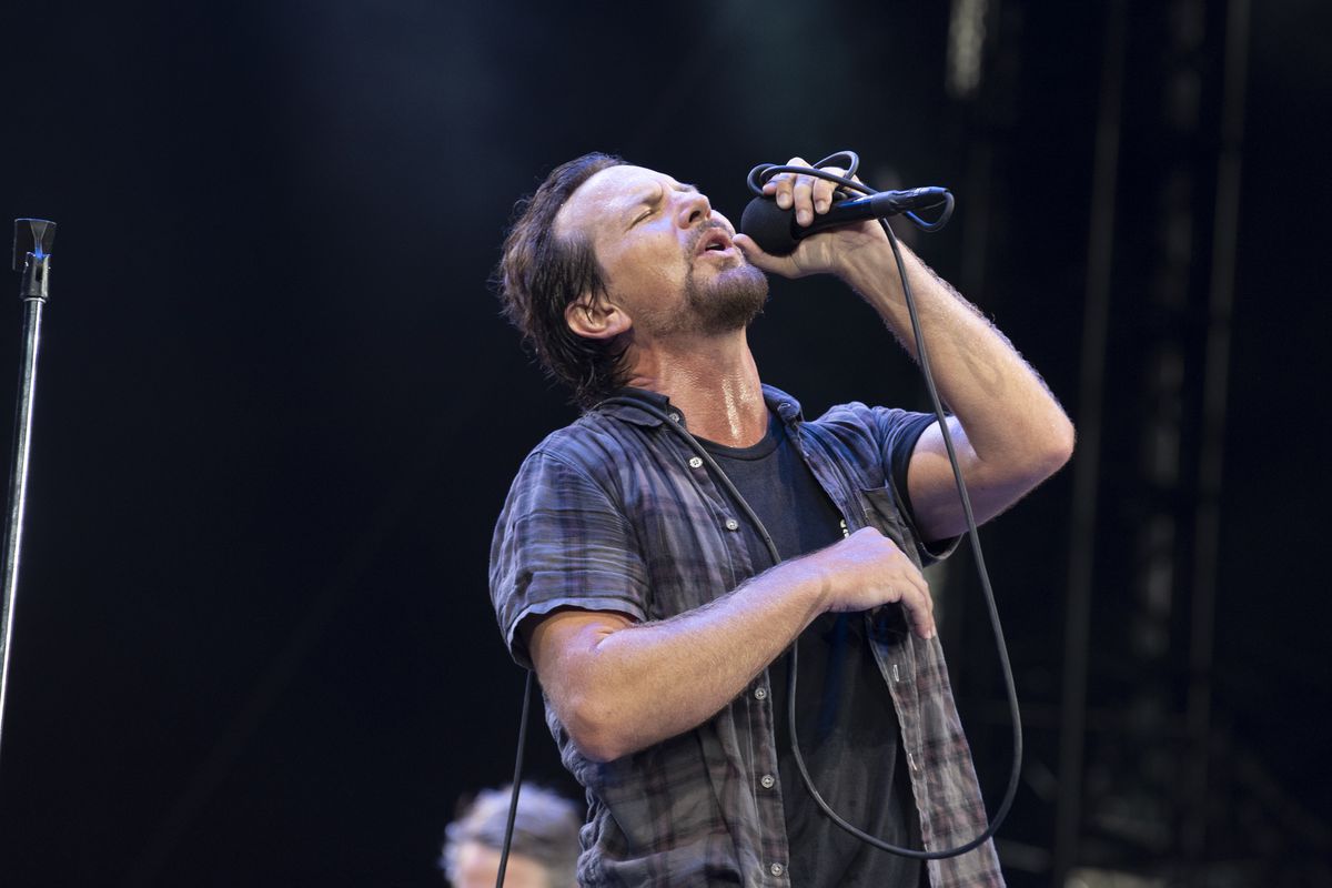 You must point your phone at the Moon to hear Pearl Jam's new