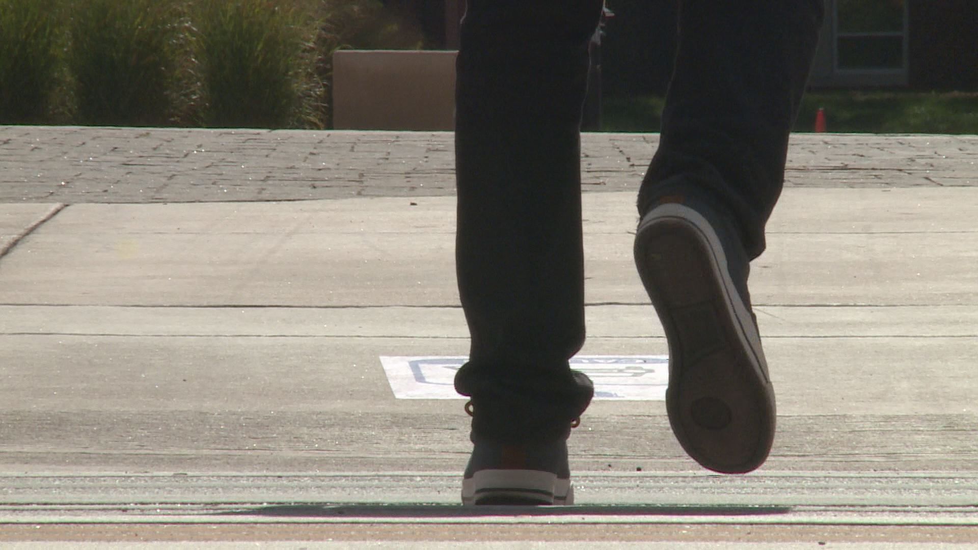 UK Police urge pedestrian safety, warn of jaywalking ordinance as