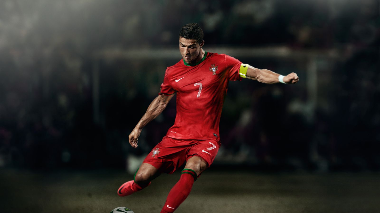 Cristiano Ronaldo Soccer Player 8k 1600x900 Resolution HD