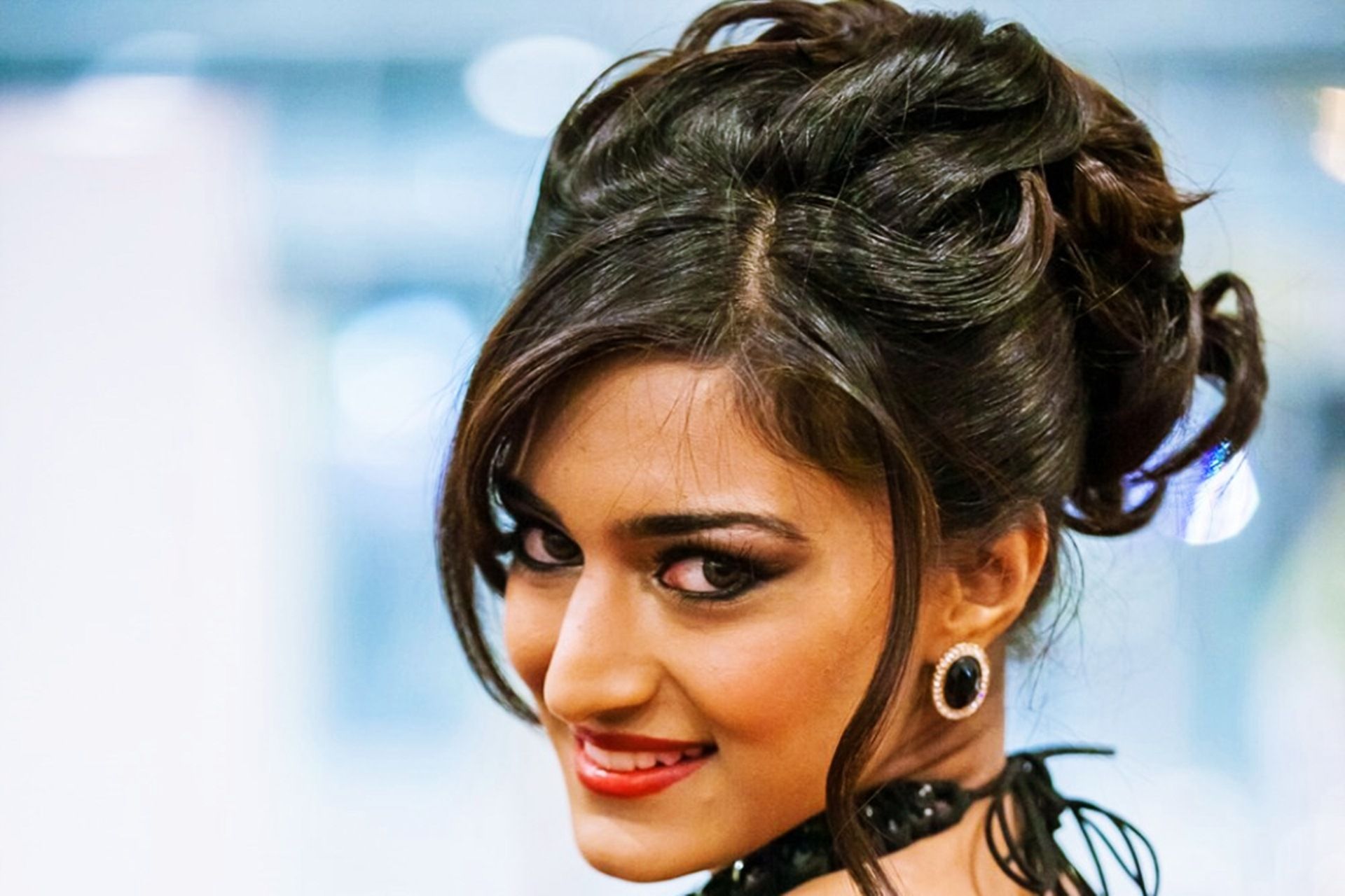 Erica Fernandes Wallpaper HD Background Free Download