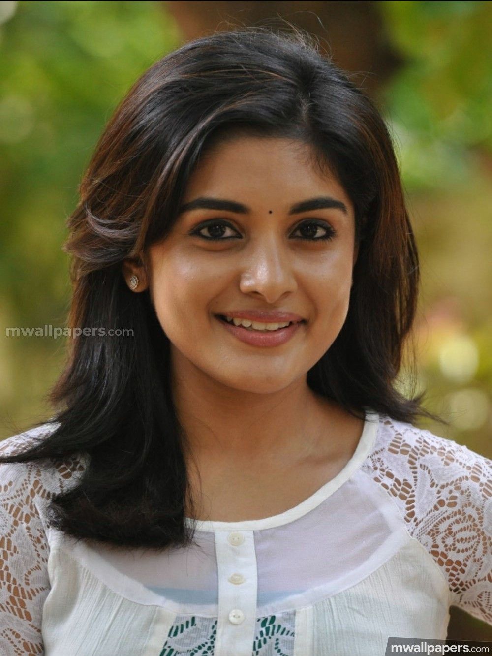 Nivetha Thomas Beautiful HD Photohoot Stills 1080p