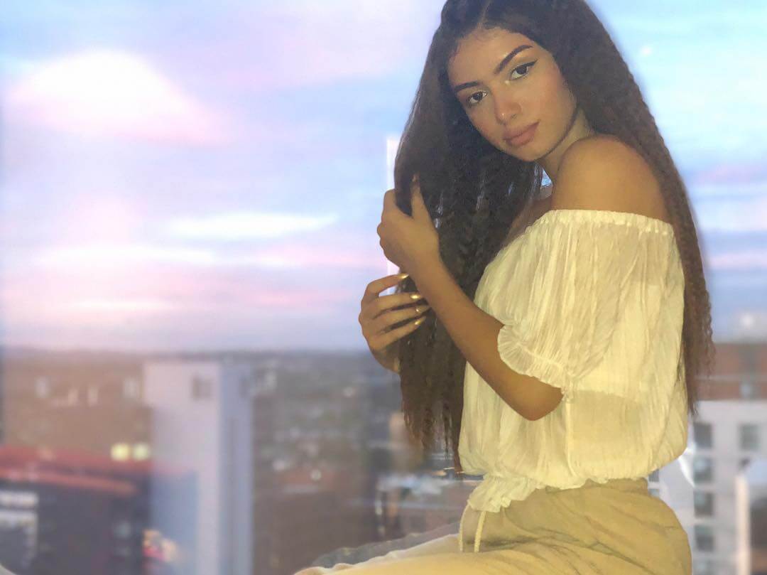 Hot Picture Of Mimi Keene That Are Sure To Keep You On