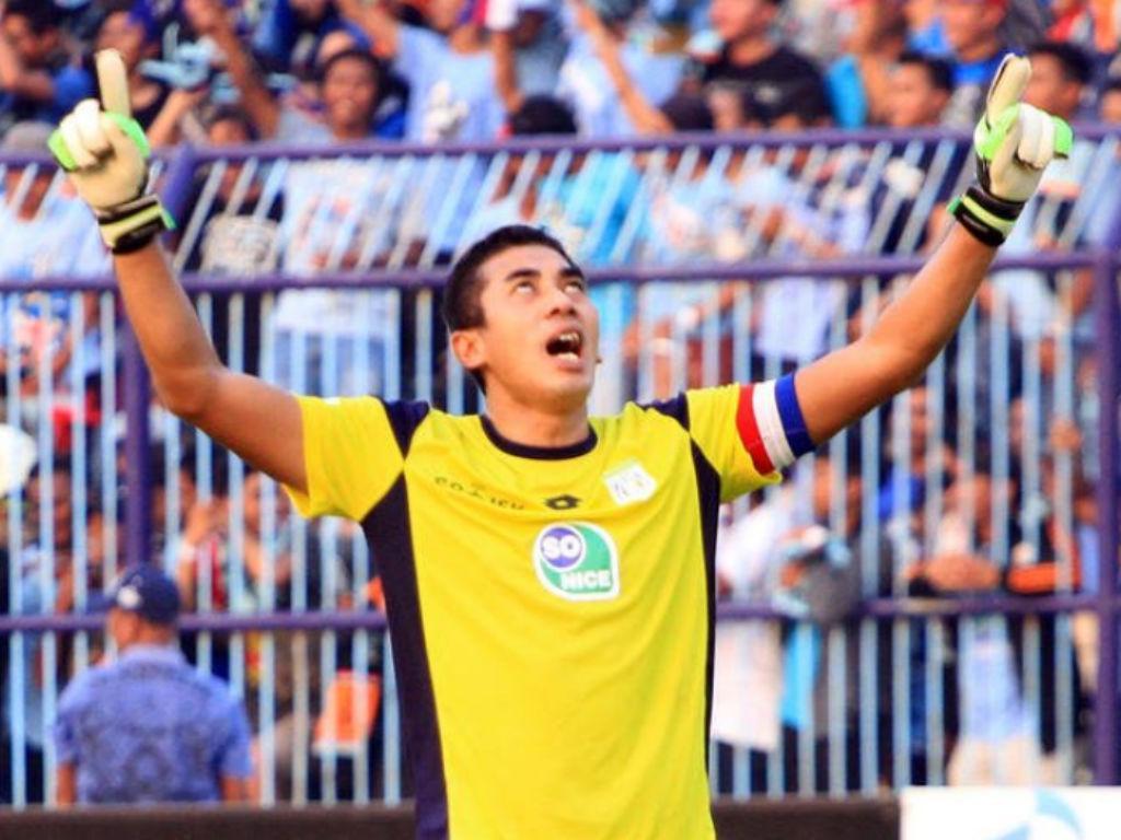 Tragédia: Guarda Redes Morre Em Pleno Jogo Na Indonésia