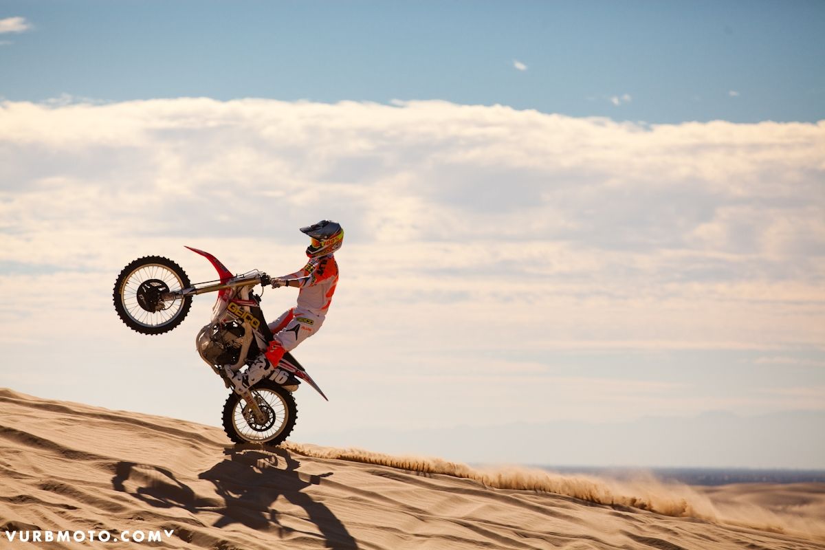 Free download 100 at the Glamis Sand Dunes vurbmoto [1200x800]