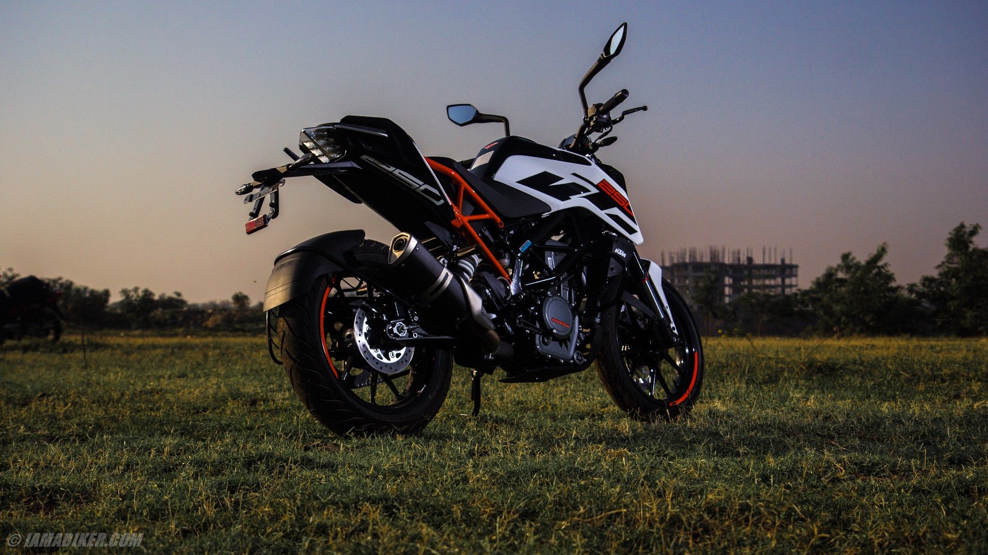 KTM Duke 250 HD wallpaper. IAMABIKER Motorcycle!
