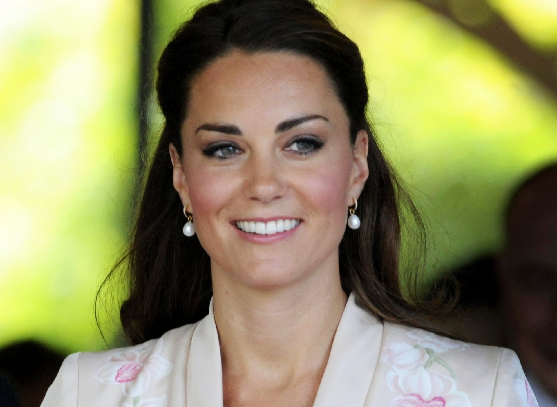 Download Kate Middleton Wallpaper 2013