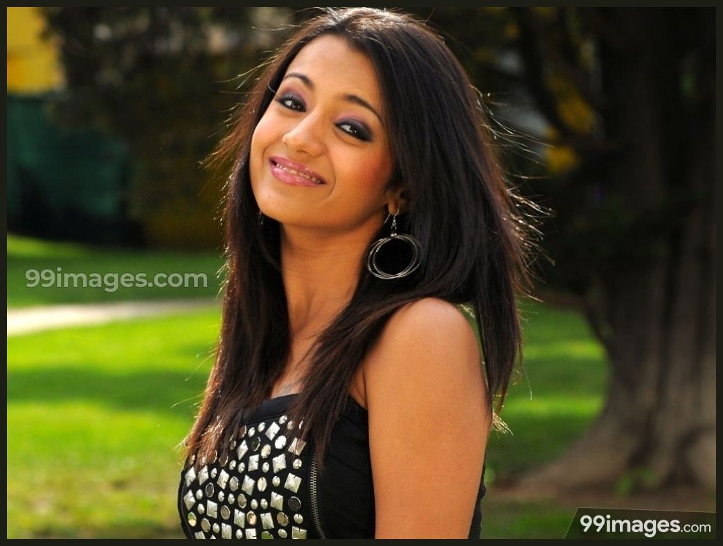 Trisha Krishnan Cute HD Photo (1080p)