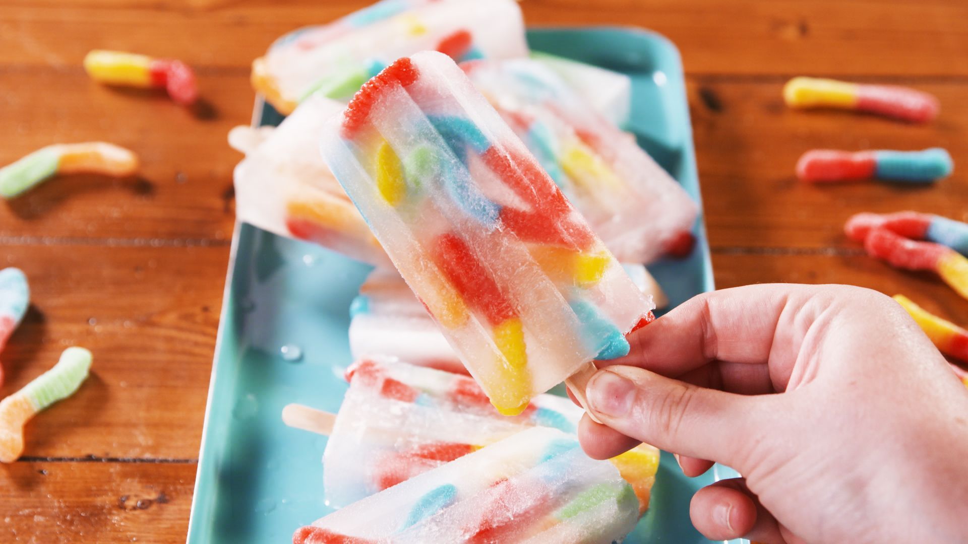 Best Sour Worm Vodka Pops Recipe to Make Sour Worm Pops