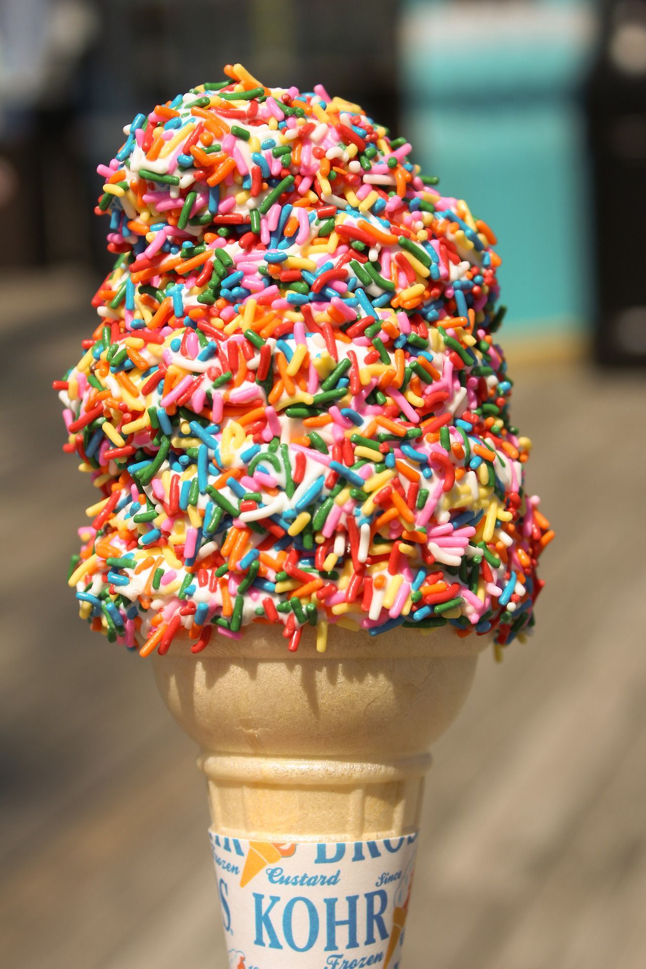 Rainbow Ice Cream With Gummy Bears Wallpapers Wallpaper Cave