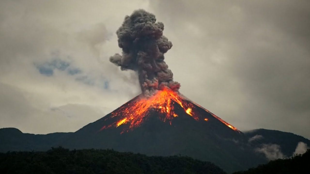 Ecuador's 'Troublemaker' volcano sends lava flying in fiery