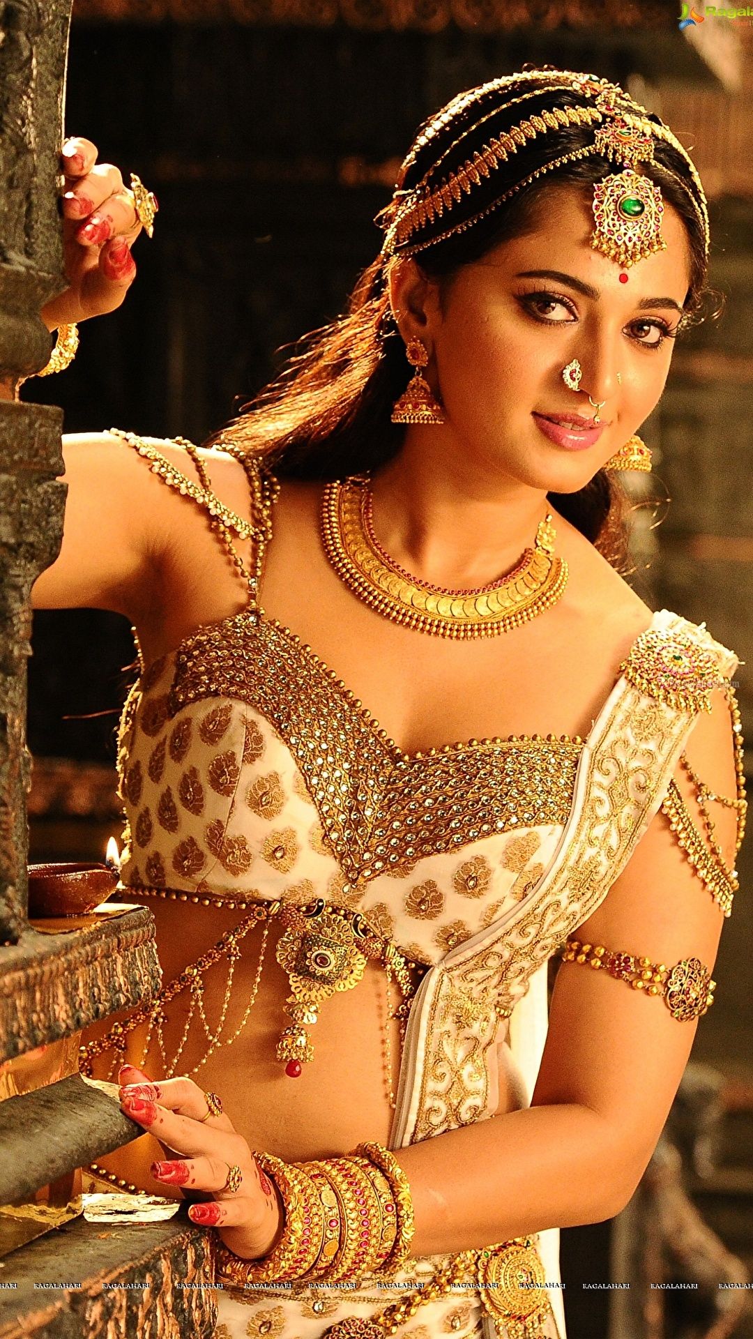 Picture Baahubali 2: The Conclusion Anushka Shetty Girls 1080x1920