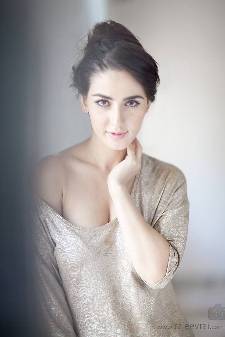 Farah Karimi Fan Photo. Farah Karimi Picture, Image