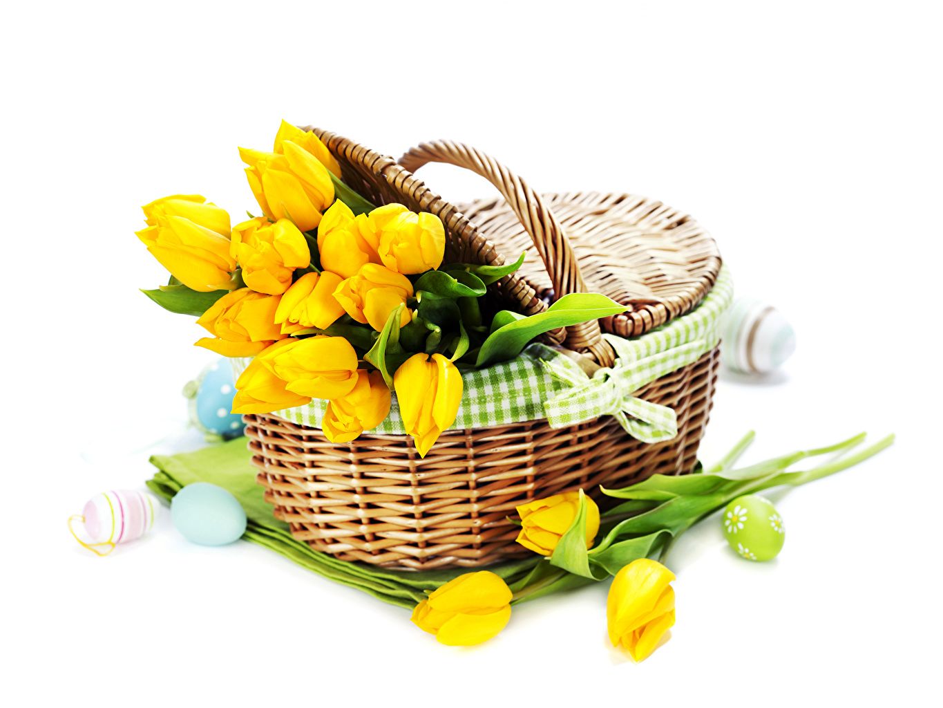 Image Easter egg tulip Yellow Flowers Wicker basket