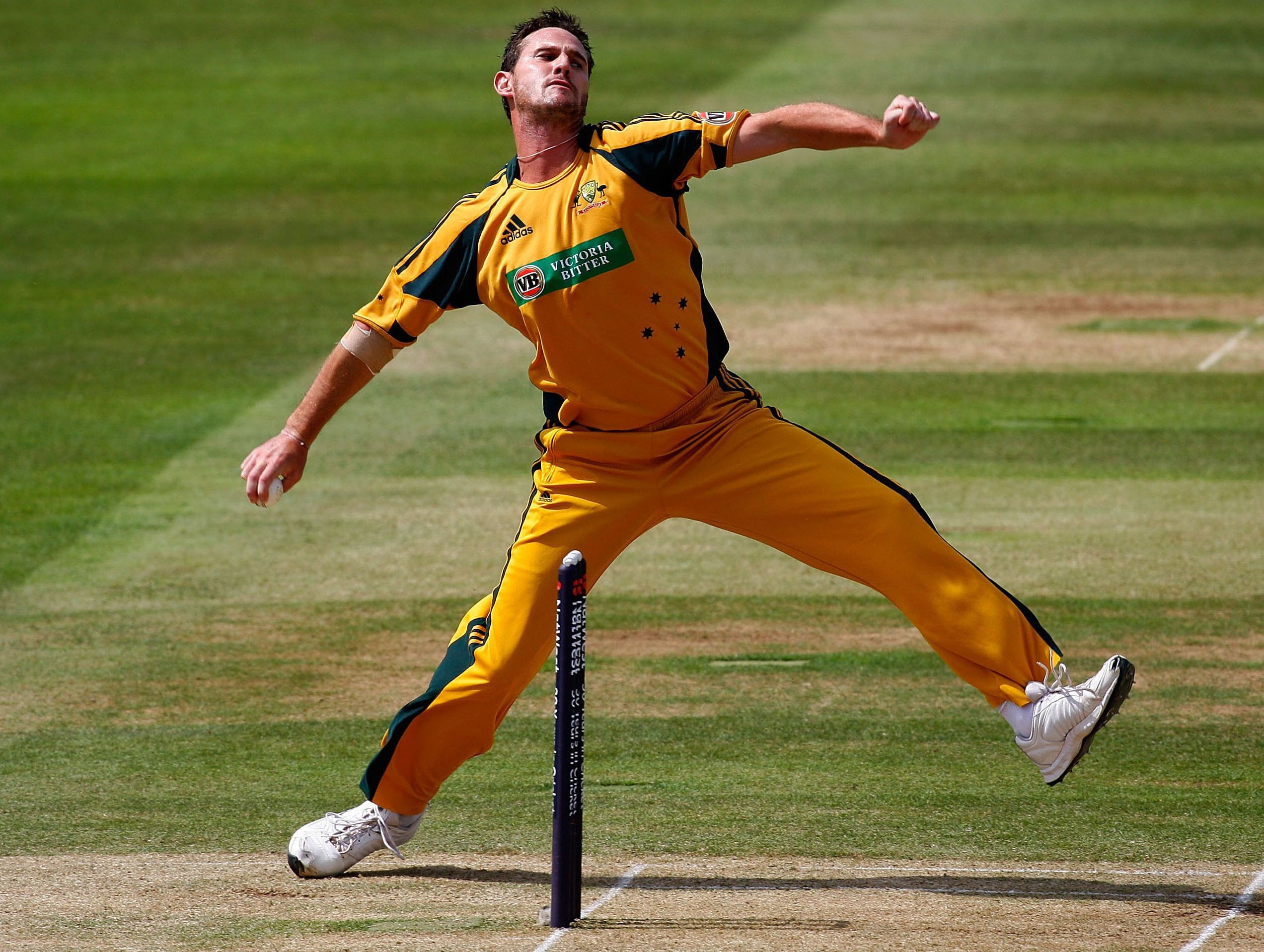Cricket Bowling Wallpapers Wallpaper Cave