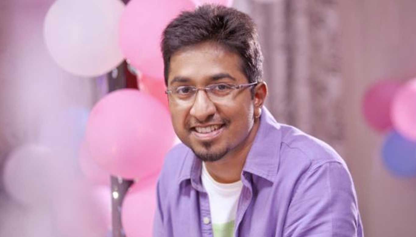 Vineeth Sreenivasan HD Wallpaper And Latest Photohoot Image