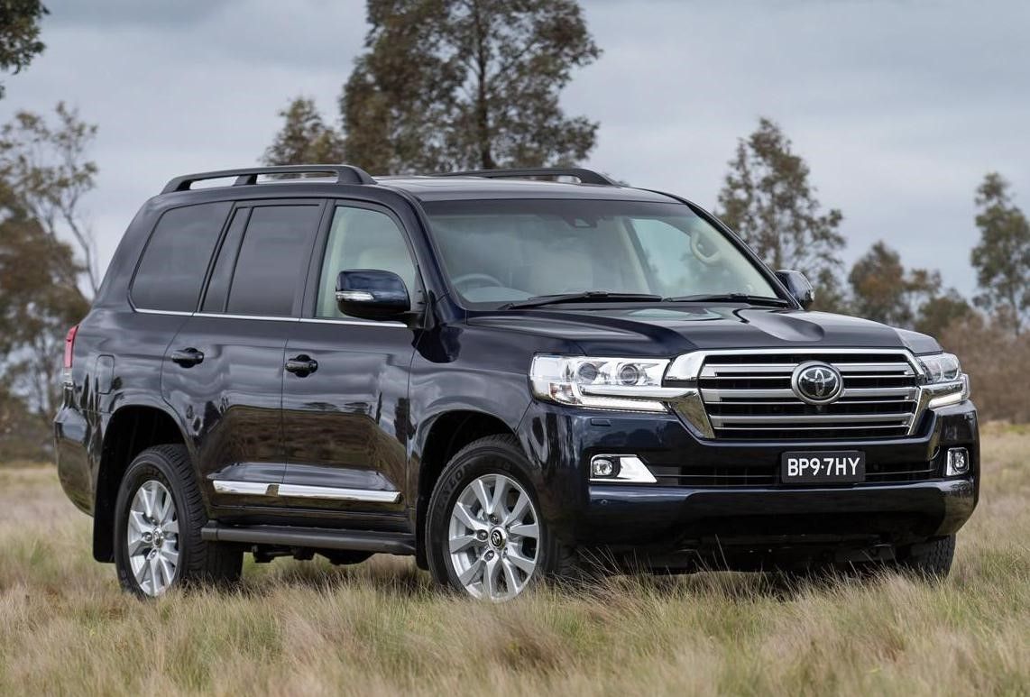 Toyota Prado. Interior Wallpaper. Car Preview and Rumors