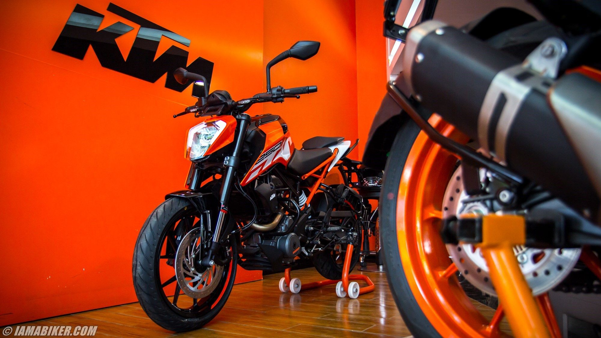 KTM Duke 250 image gallery. IAMABIKER Motorcycle!