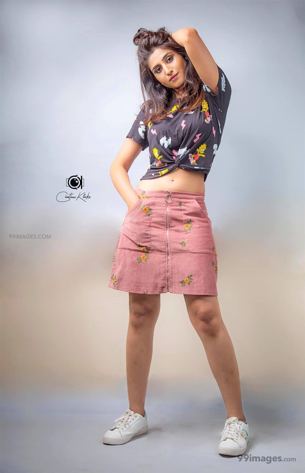 Varshini Sounderajan Hot Beautiful HD Photo / Wallpaper