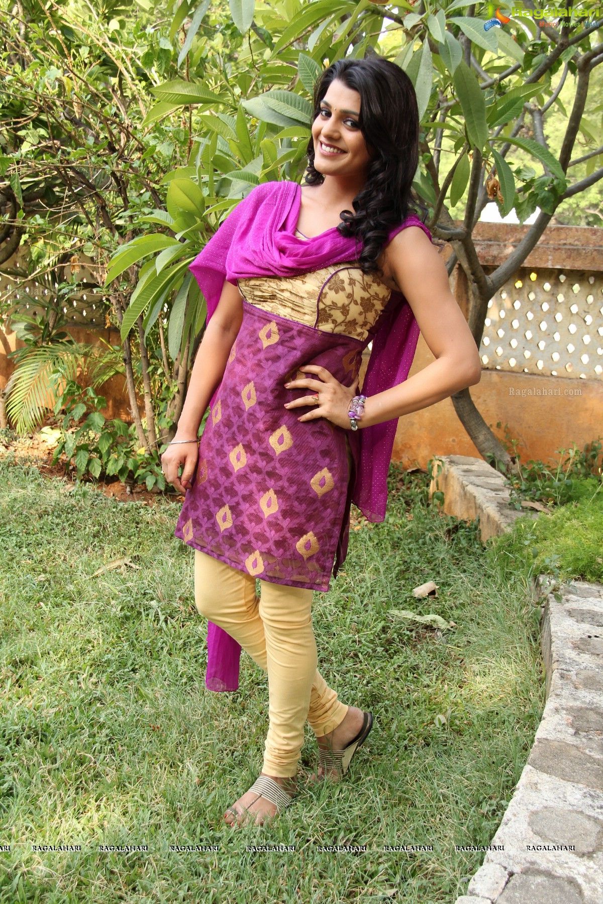 Tashu Kaushik (Exclusive) Image 22. Actresses, Indian actresses