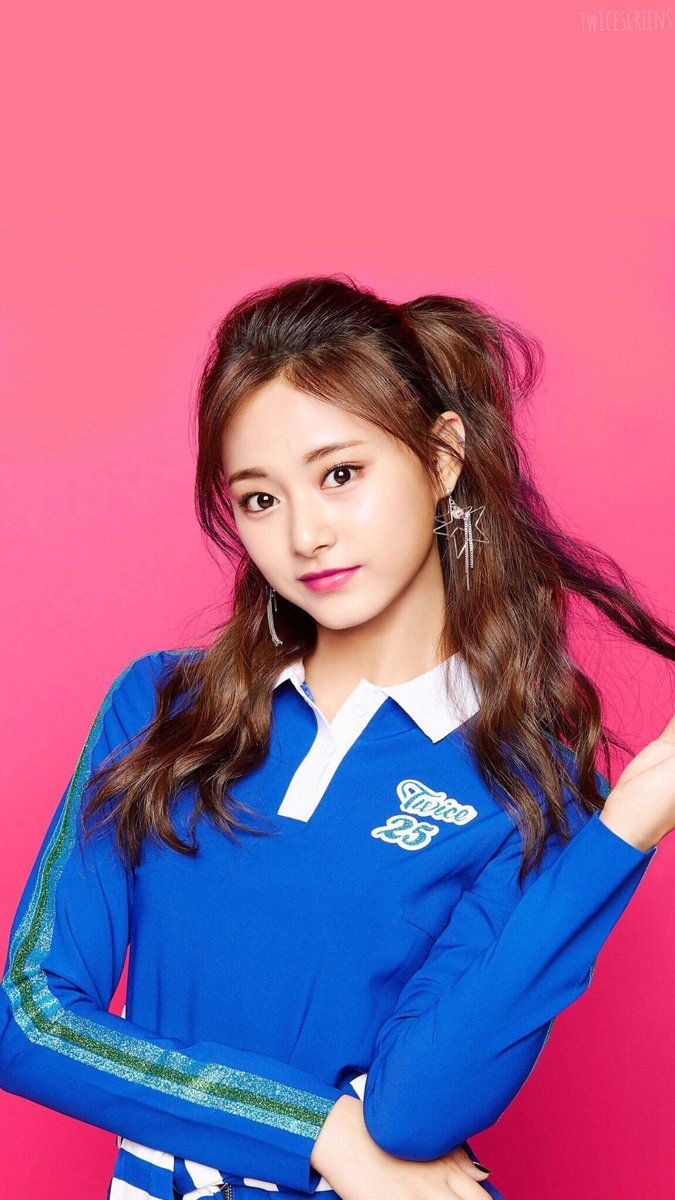 TWICE's Tzuyu | Season's Greetings 2023 4K wallpaper download