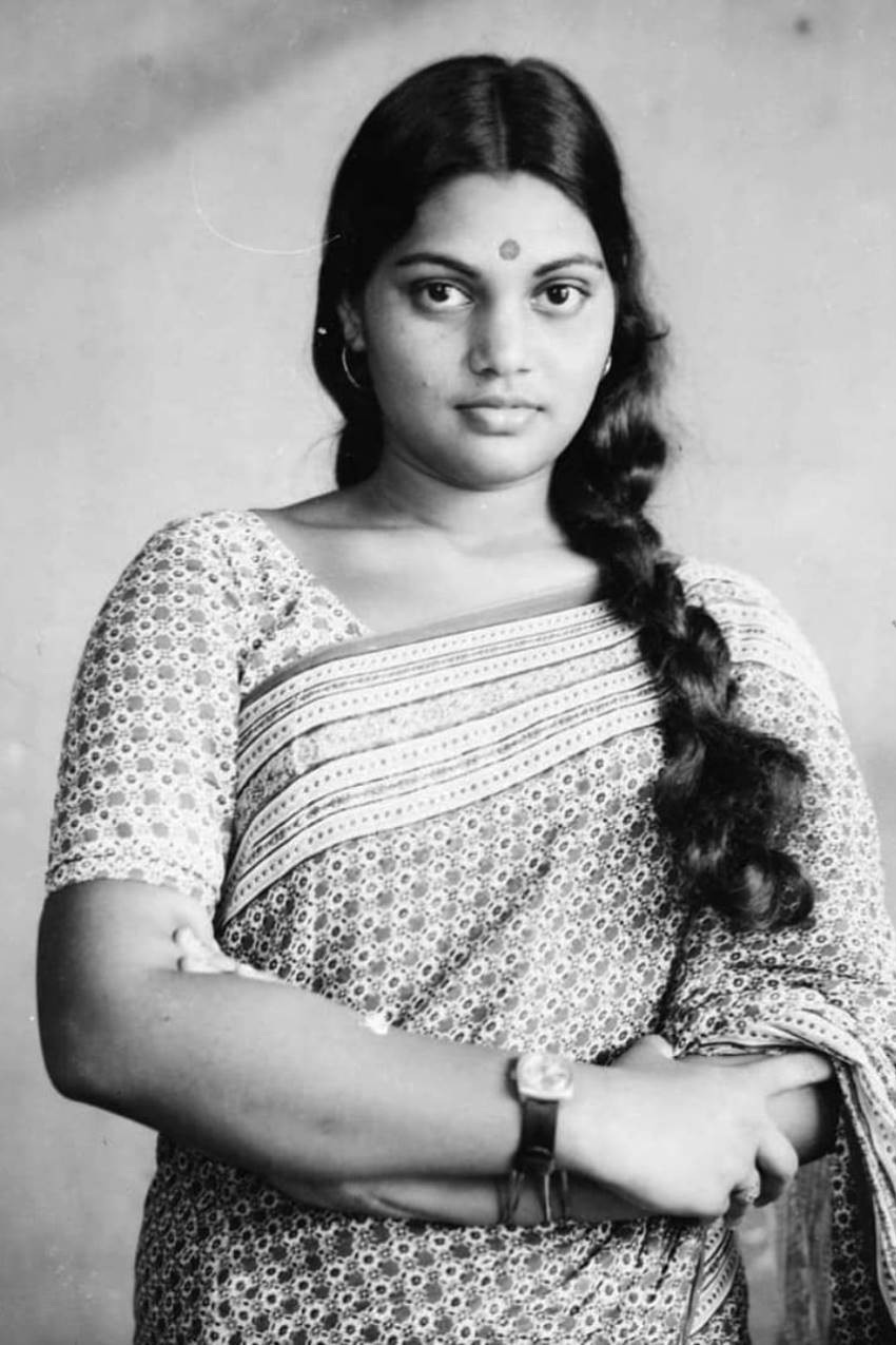 Silk Smitha Photo [HD]: Latest Image, Picture, Stills of Silk