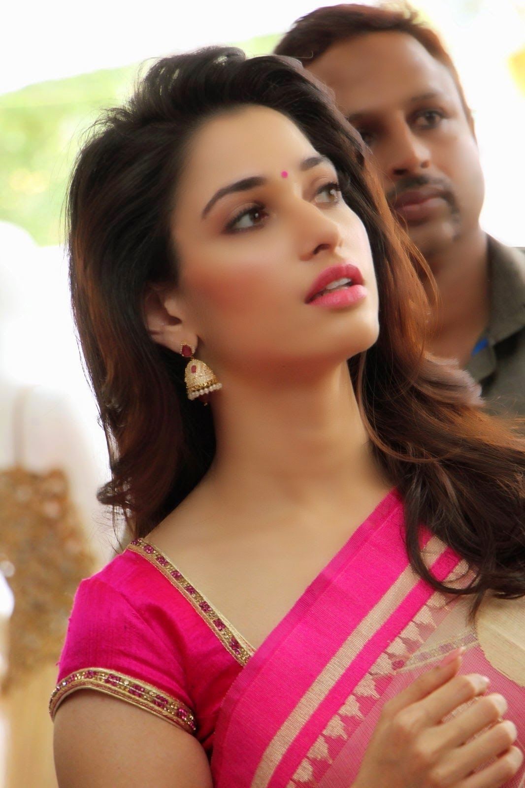 Tamanna Bhatia HD Wallpaper In Saree
