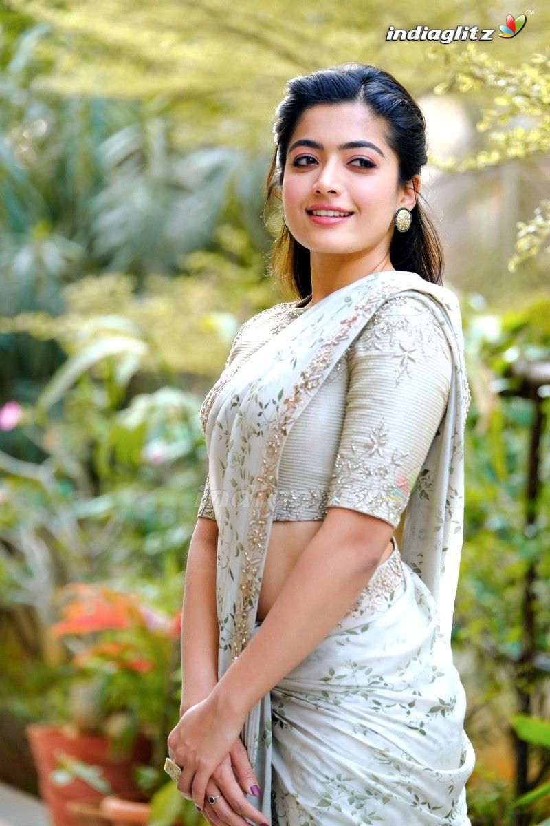 Rashmika In Saree Wallpapers Wallpaper Cave