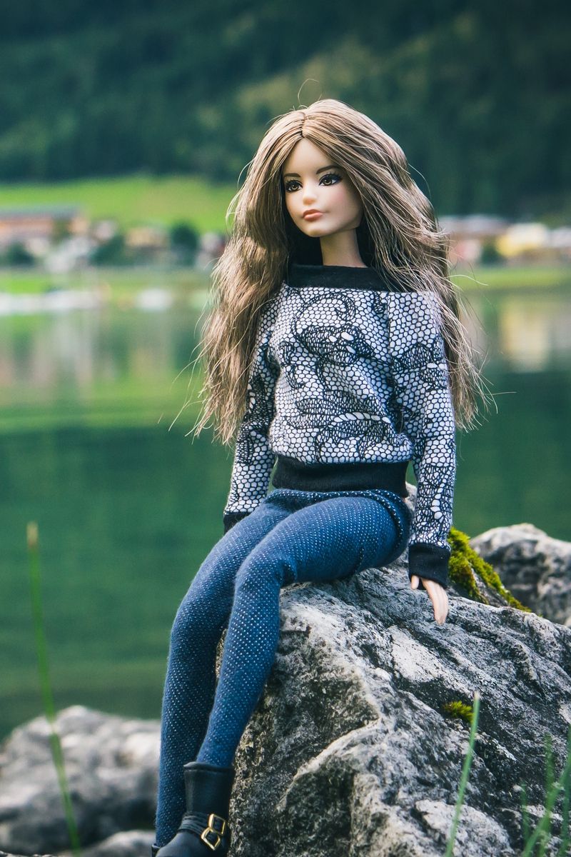 Download wallpaper 800x1200 barbie, doll, girl, style, fashion
