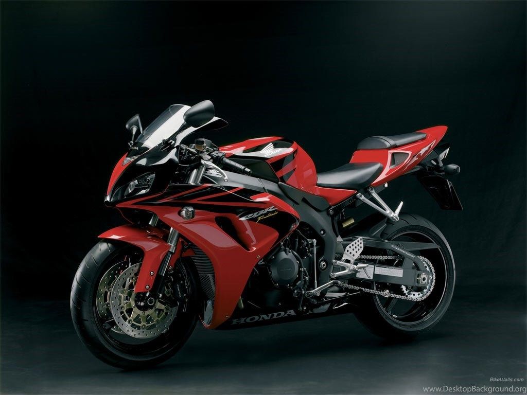 Honda CBR 1000RR Fireblade 2015 Wallpaper Desktop Background