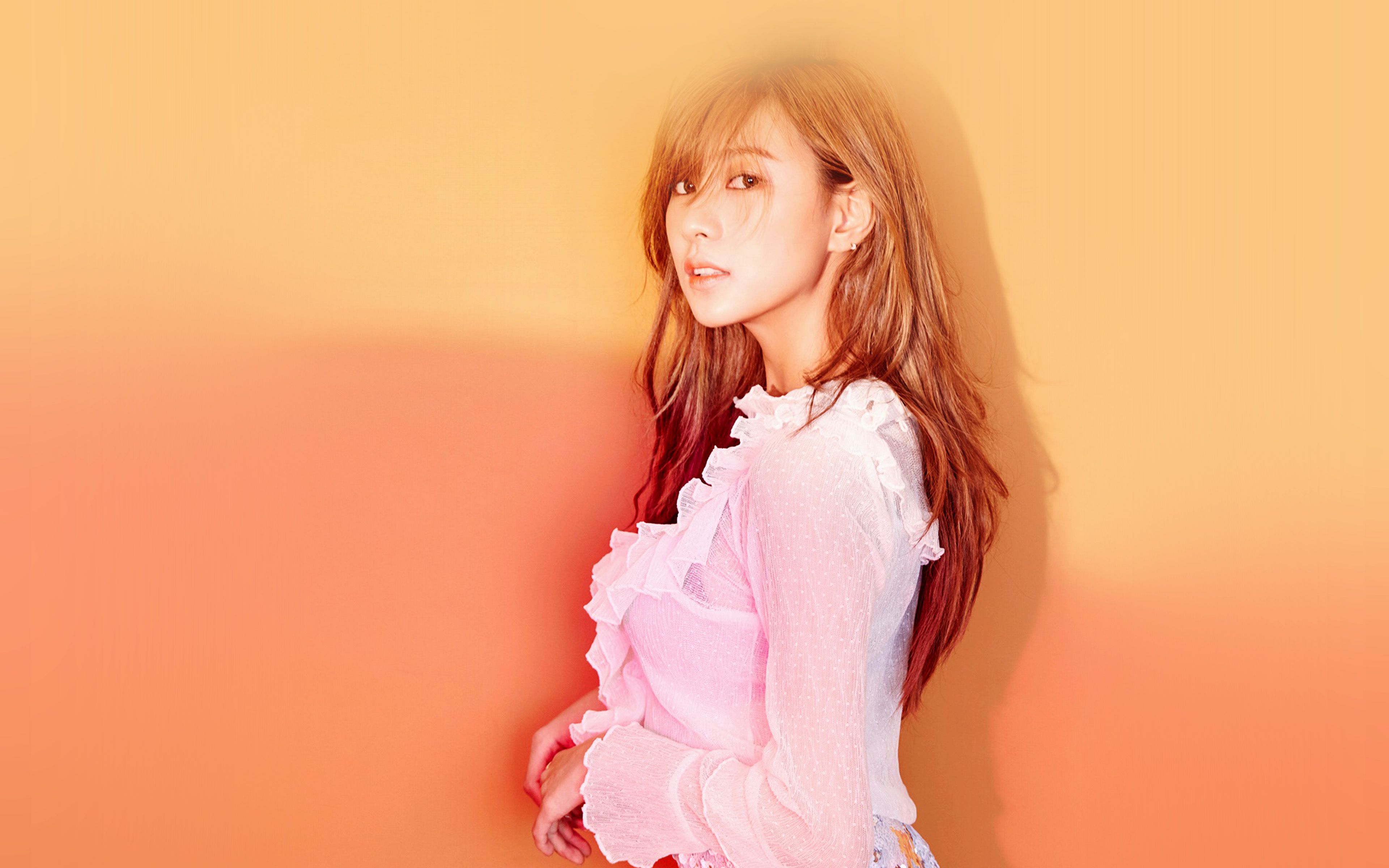 Kpop Girl Apink Hayoung Orange Red Wallpaper