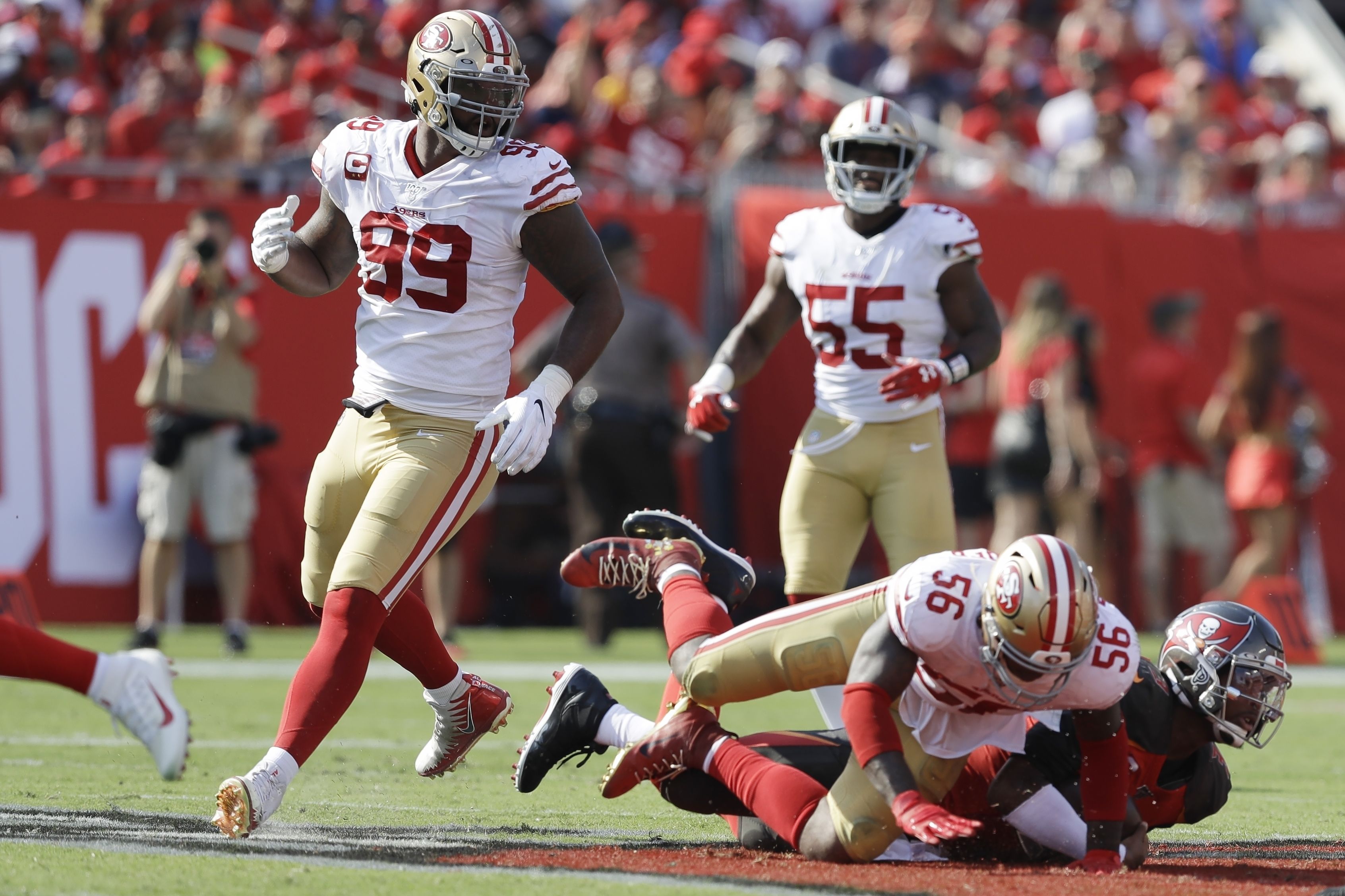 49ers Bucs: Kwon Alexander Ejected From Game After Illegal Hit