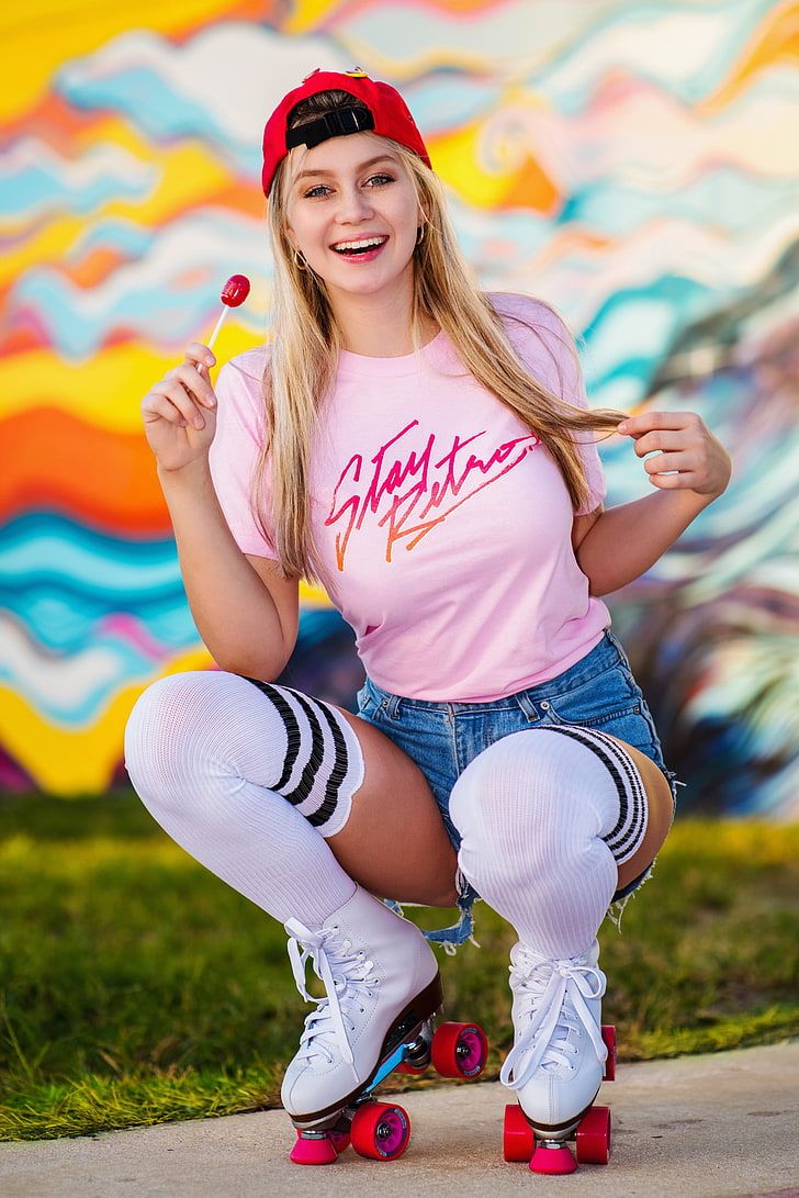 HD Wallpaper: Women's Pink Crew Neck T Shirt, Model, Blonde