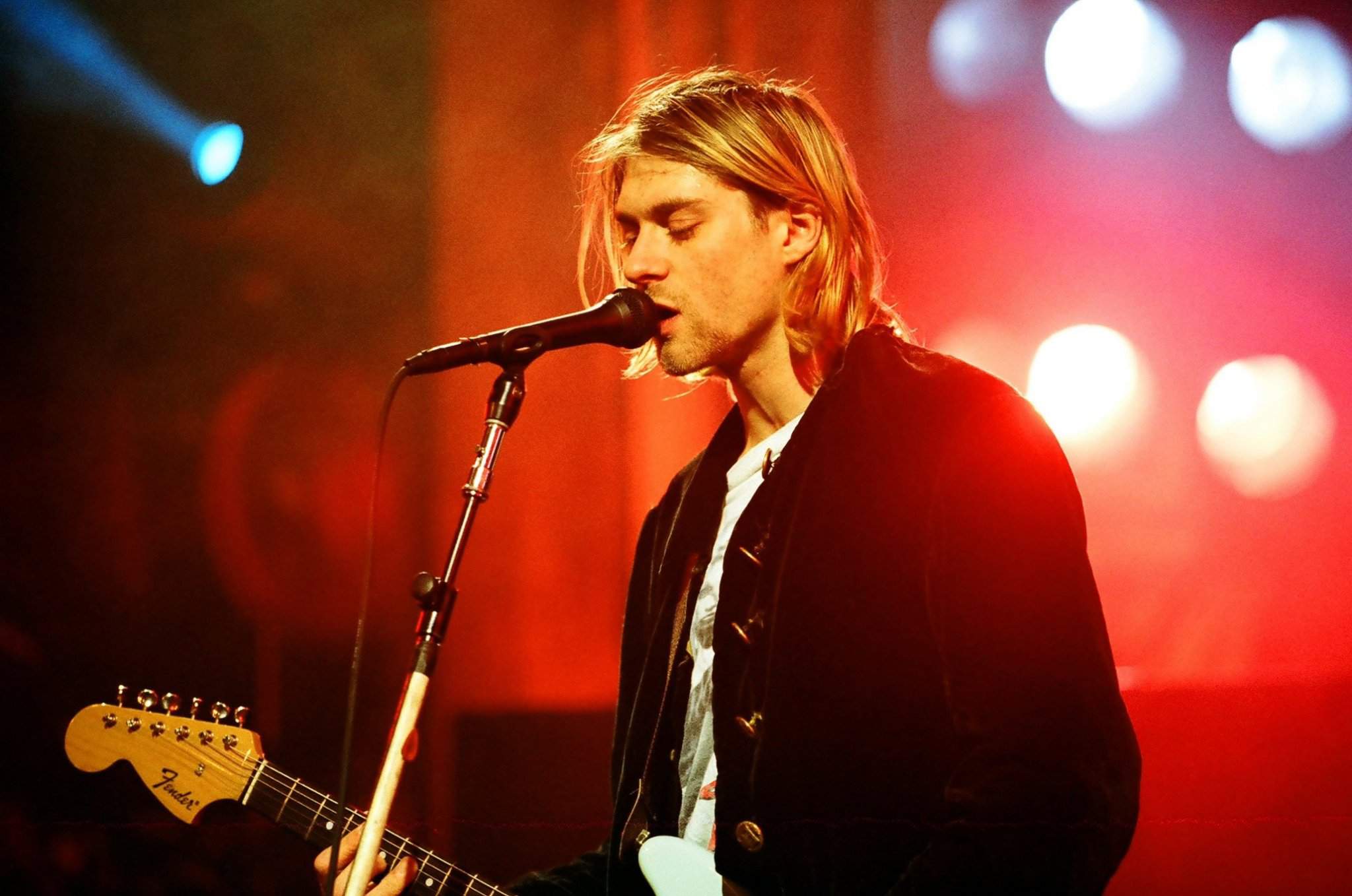 Kurt Cobain Guitar Tumblr Wallpapers  Wallpaper Cave