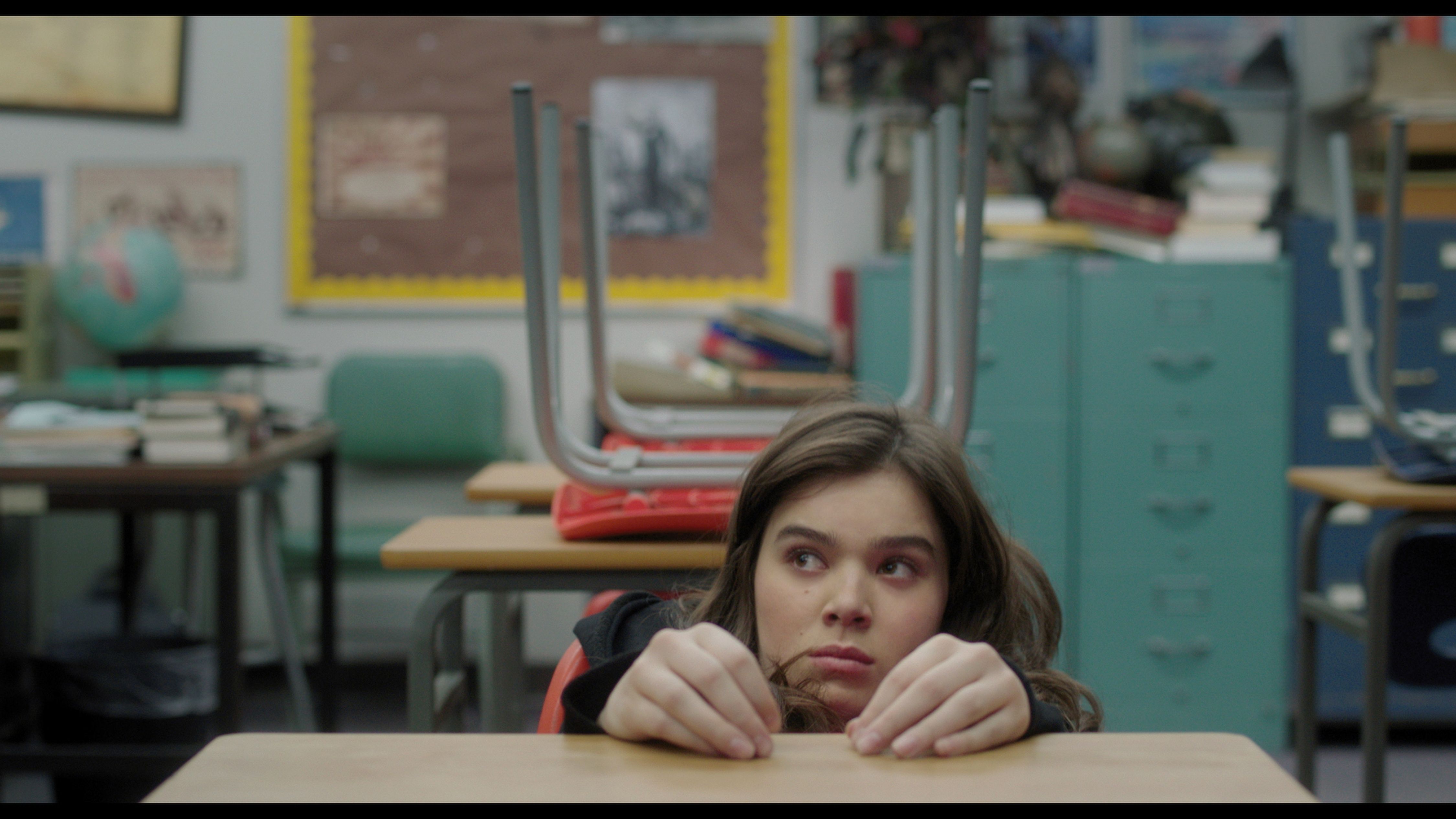The Edge of Seventeen' Hair and Makeup Reflects Teenage Alienation