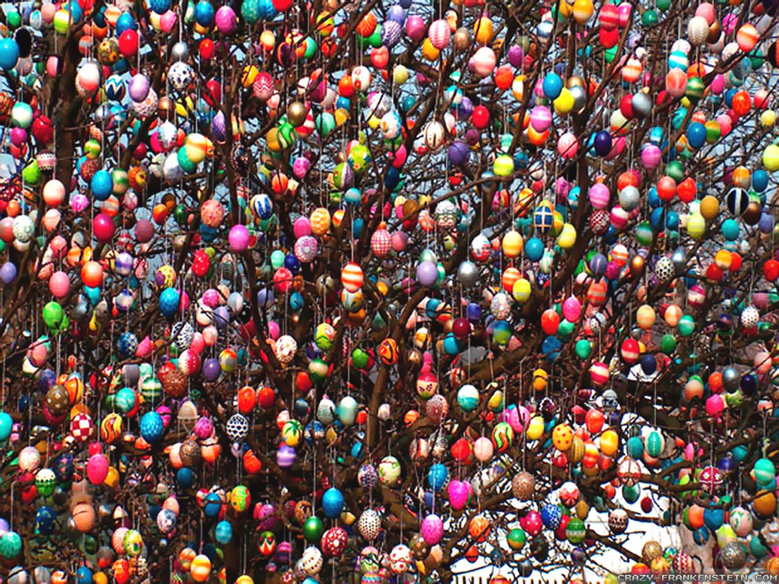 Easter Tree wallpaper