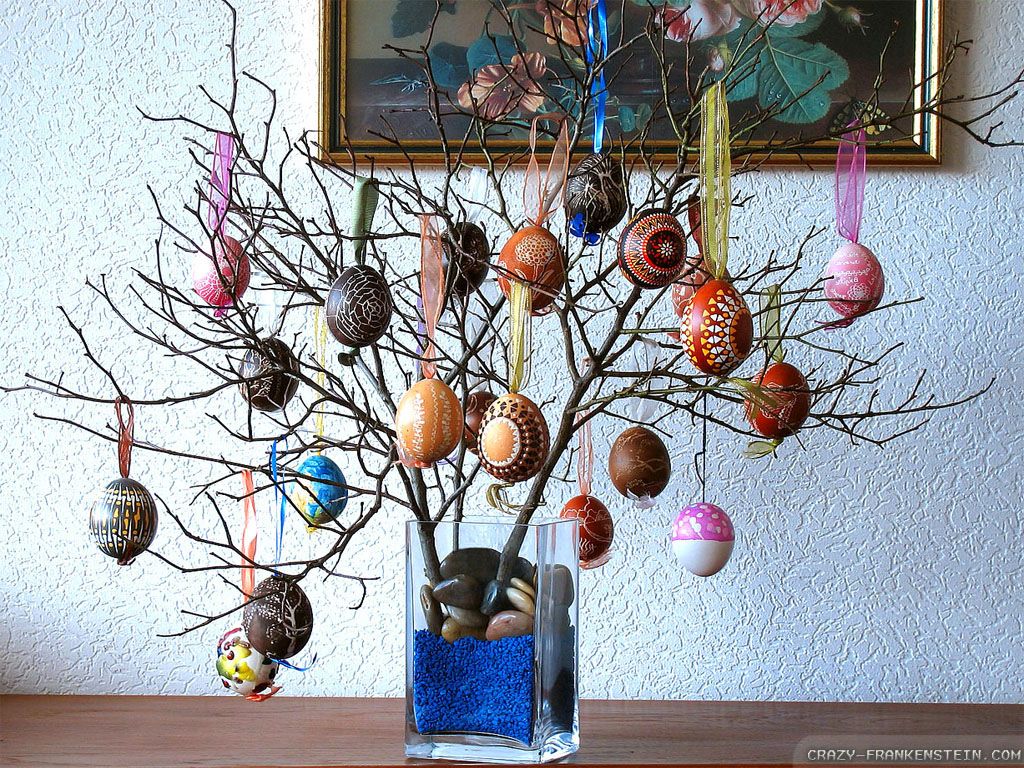 Easter Tree wallpaper