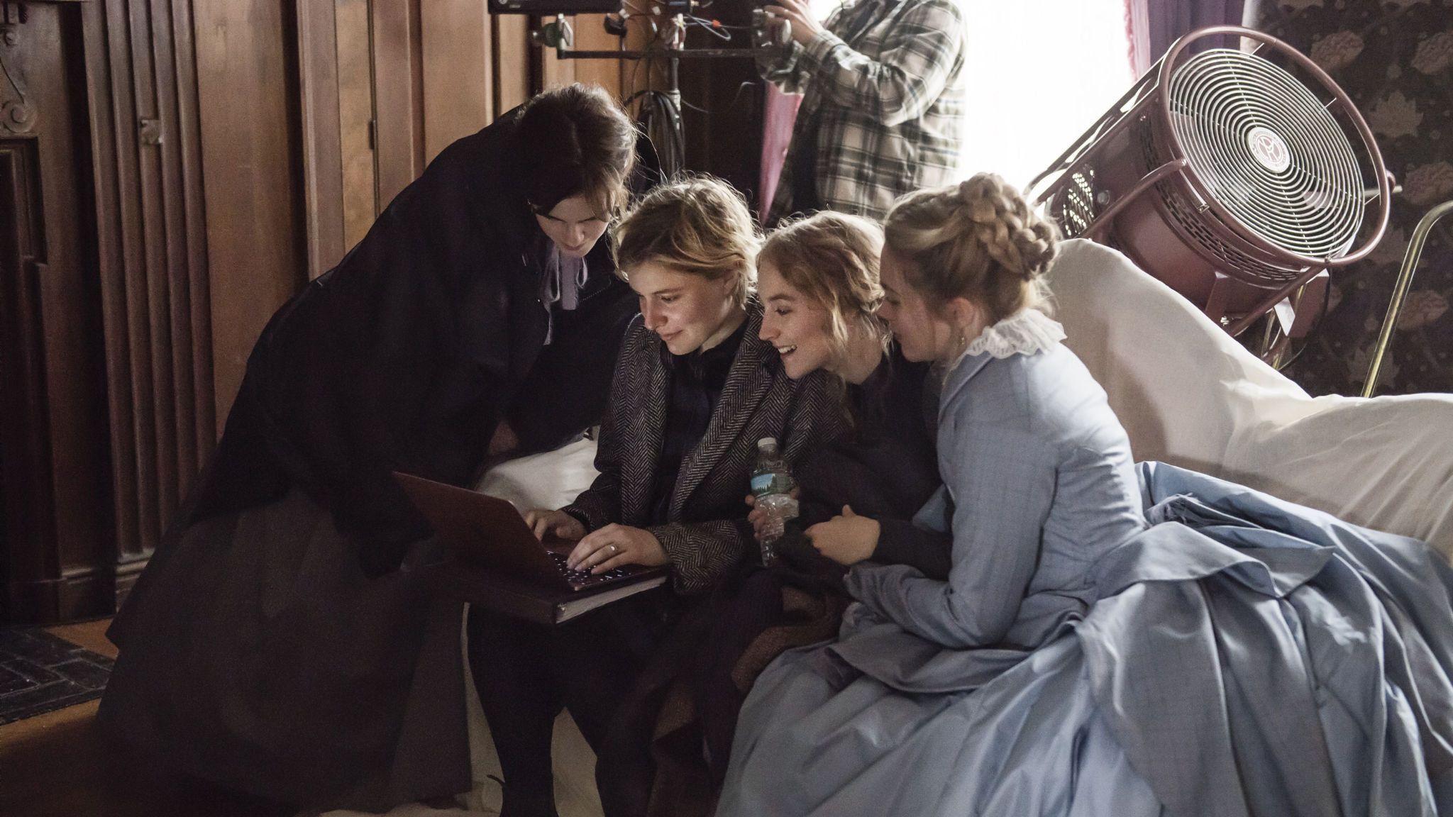 Why Hollywood still prefers the little woman