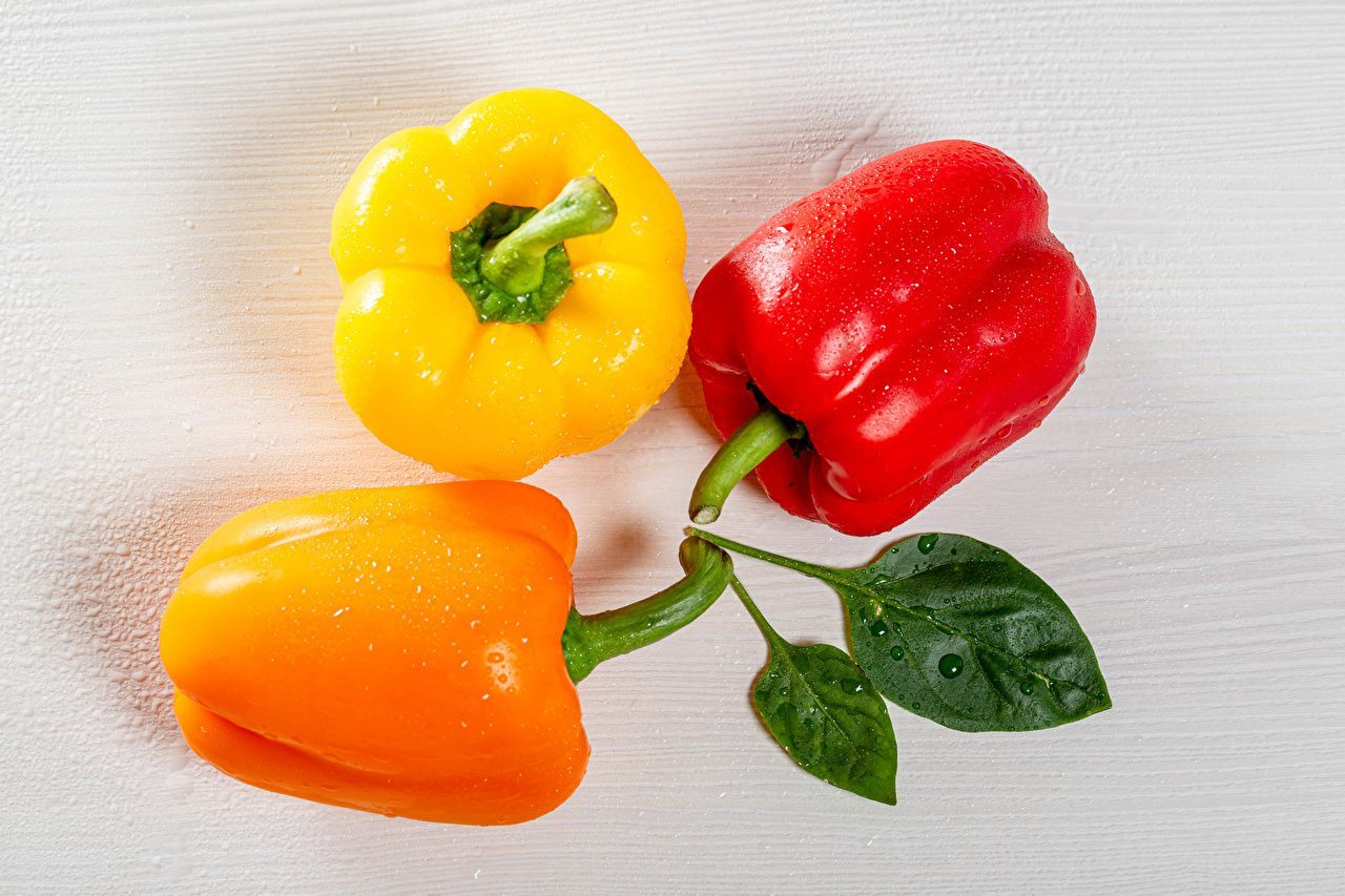 Desktop Wallpaper Multicolor Food Three 3 Bell pepper Closeup