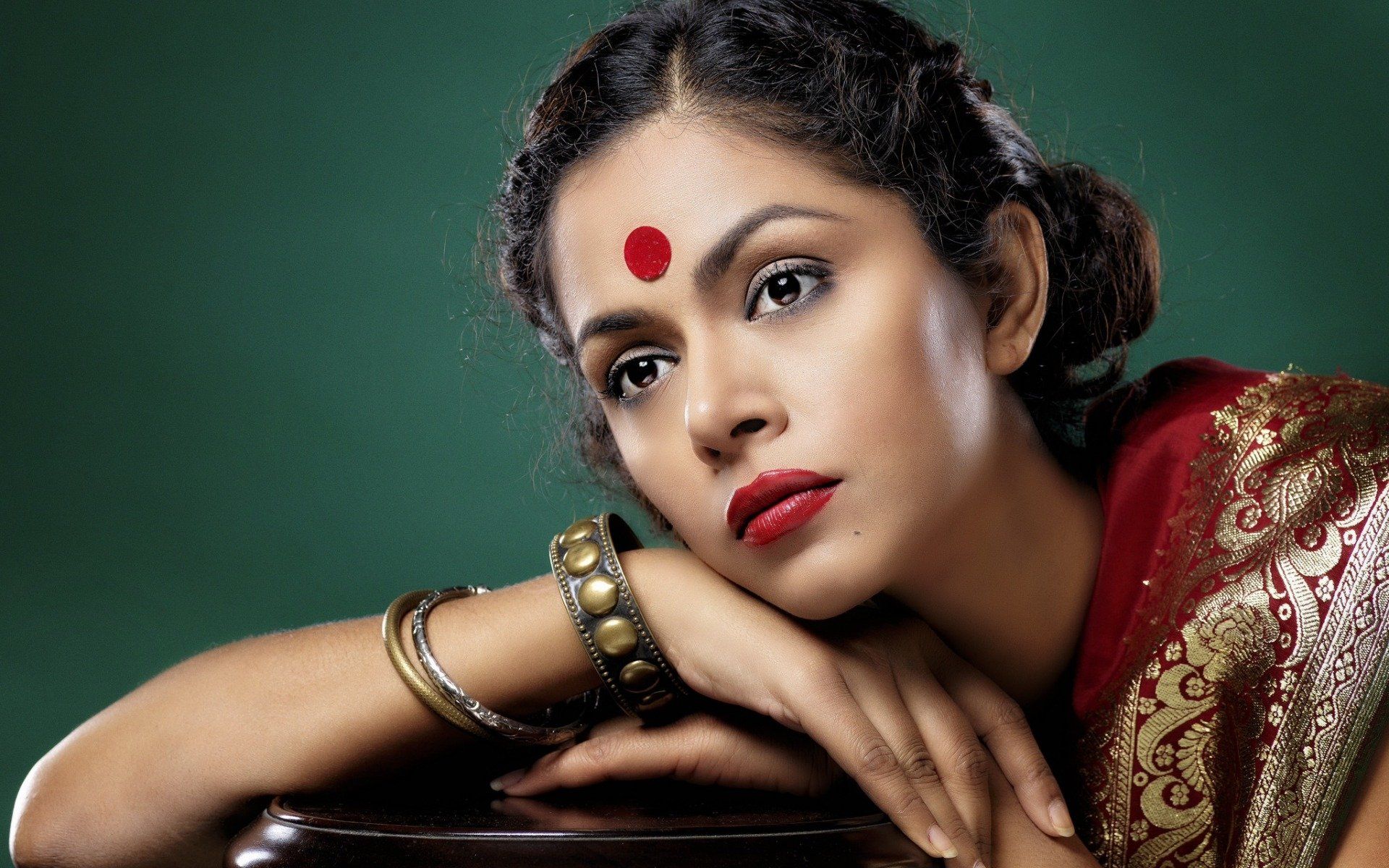 Indian Women HD Wallpaper